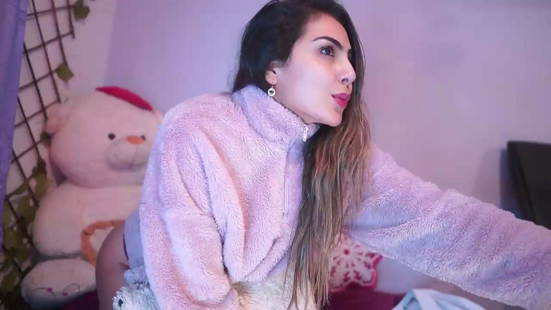 Gallery image thumbnail from CARMENVILLA1's myfreecams stream on, 08/27/2026, 06:04 image 7 of 20