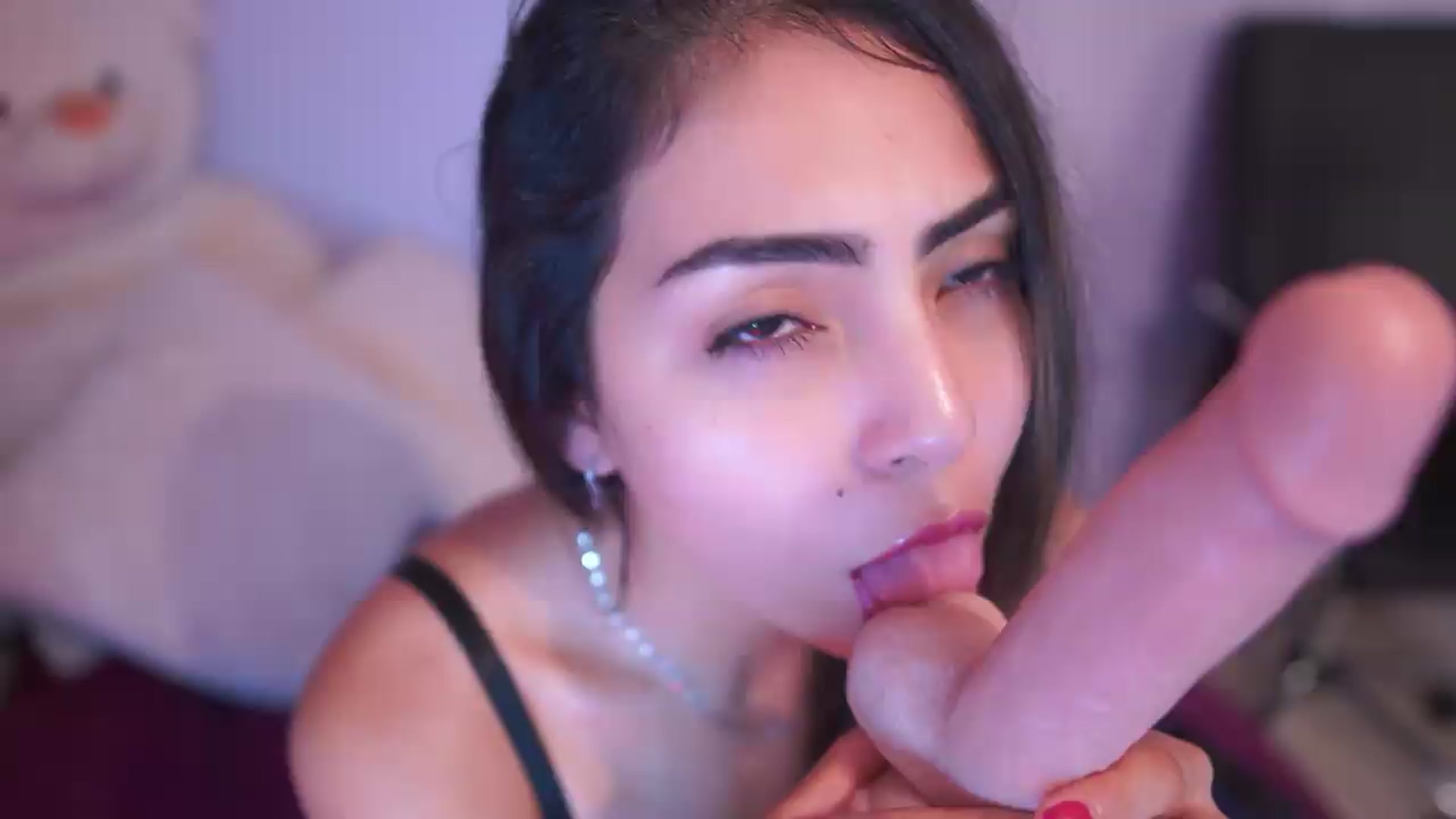 Gallery image thumbnail from CARMENVILLA1's myfreecams stream on, 08/28/2026, 05:10 image 7 of 20
