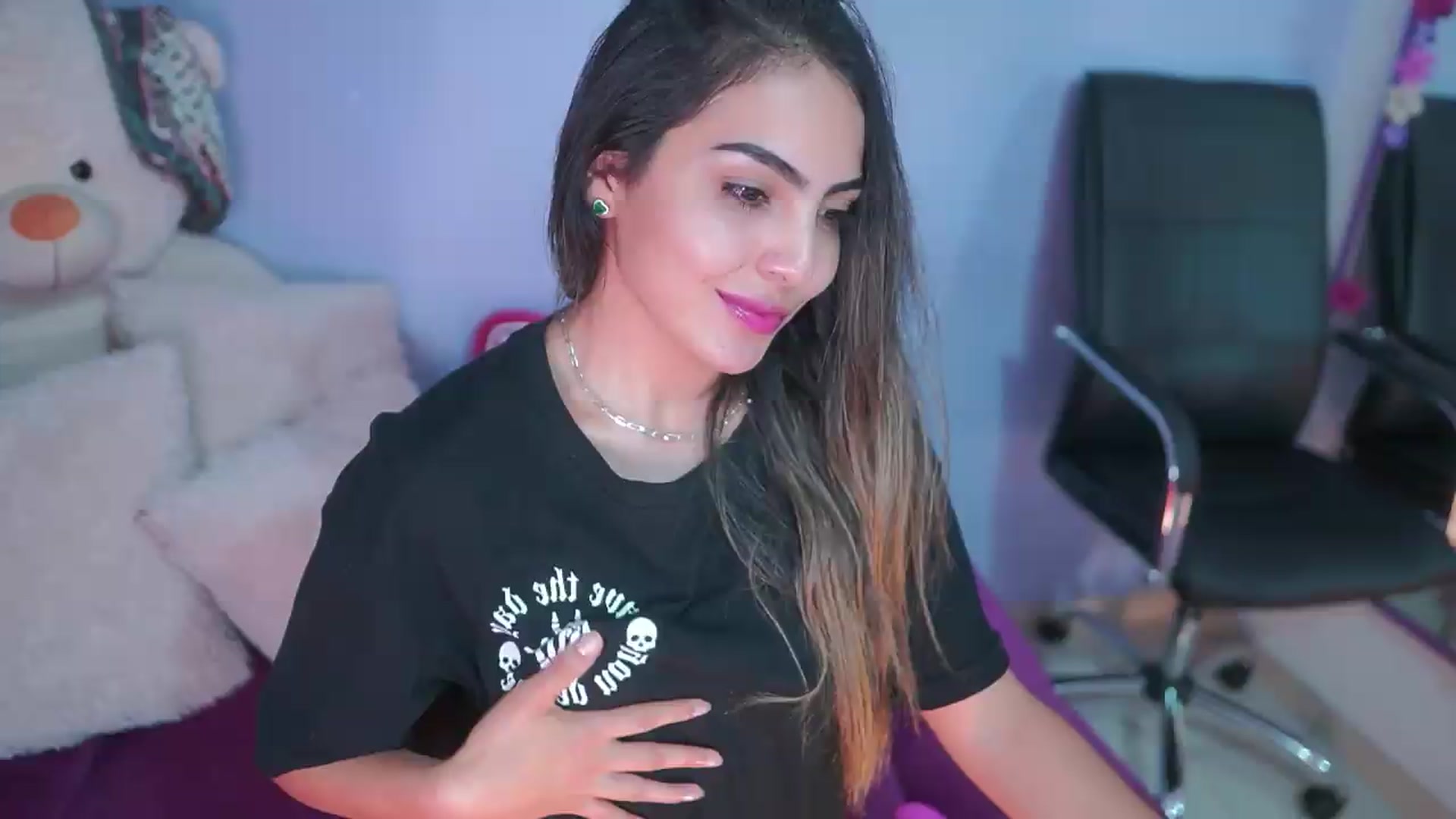 Gallery image thumbnail from CARMENVILLA1's myfreecams stream on, 09/02/2026, 04:20 image 19 of 20
