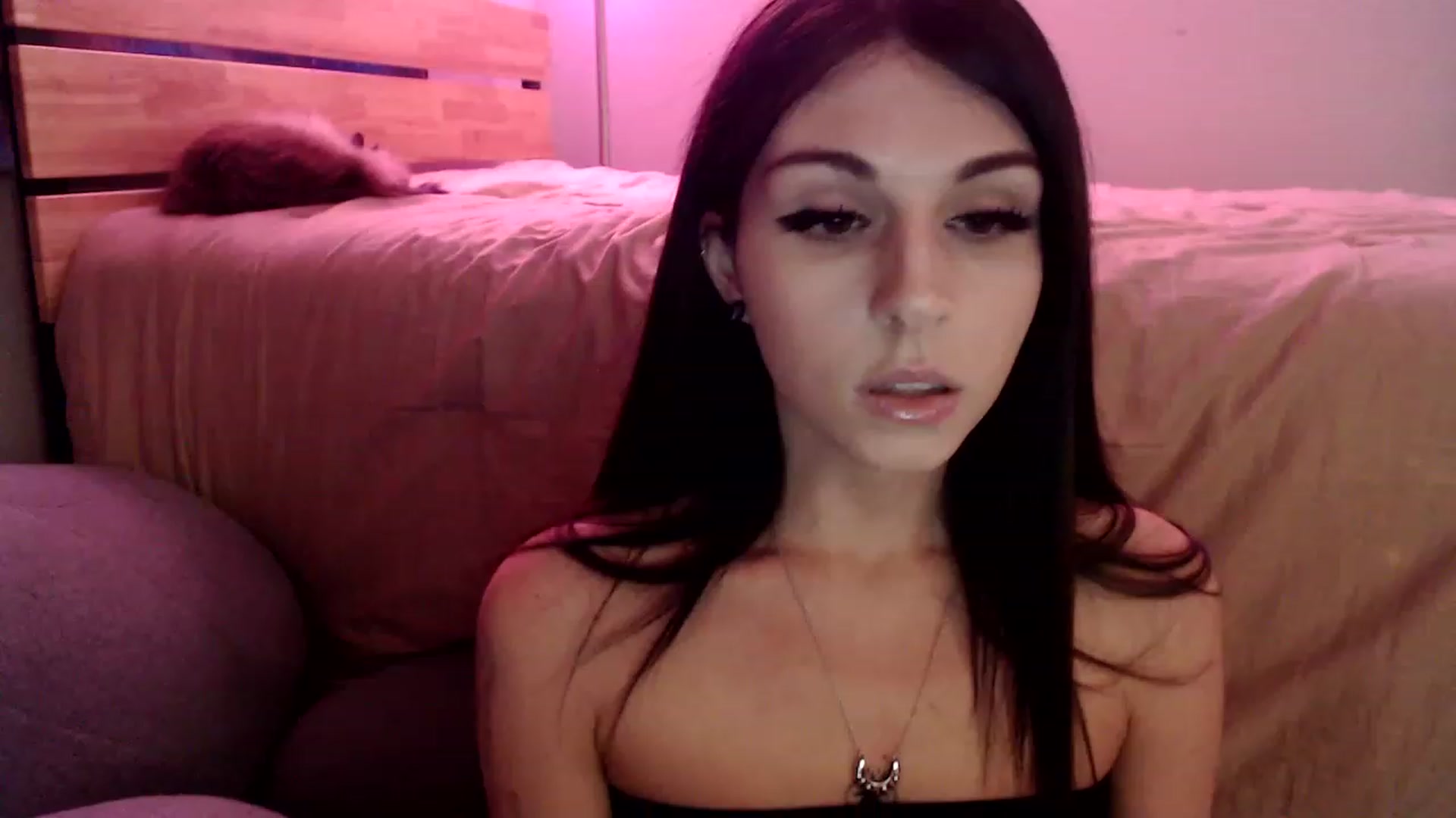 Gallery image thumbnail from CGjszie's myfreecams stream on, 11/15/2022, 05:52 image 13 of 20