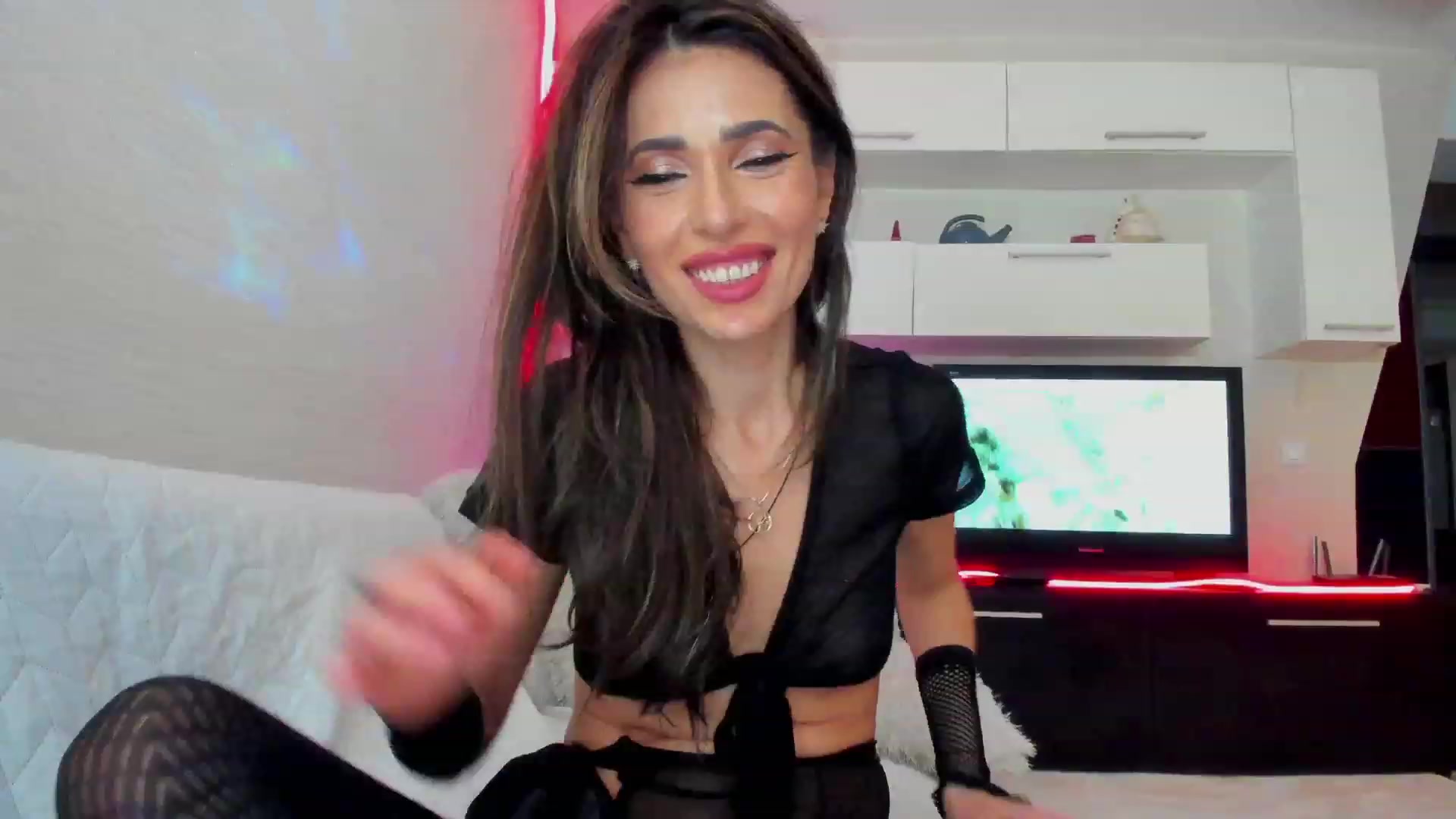 Gallery image thumbnail from CHIEFmahoney's myfreecams stream on, 03/04/2023, 01:57 image 4 of 20