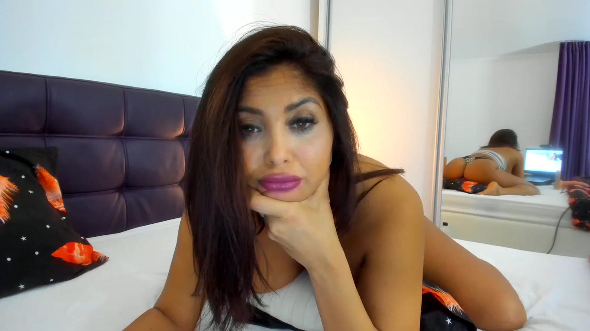 Gallery image thumbnail from CHLOE_CHERRY1's myfreecams stream on, 01/19/2023, 21:30 image 18 of 20