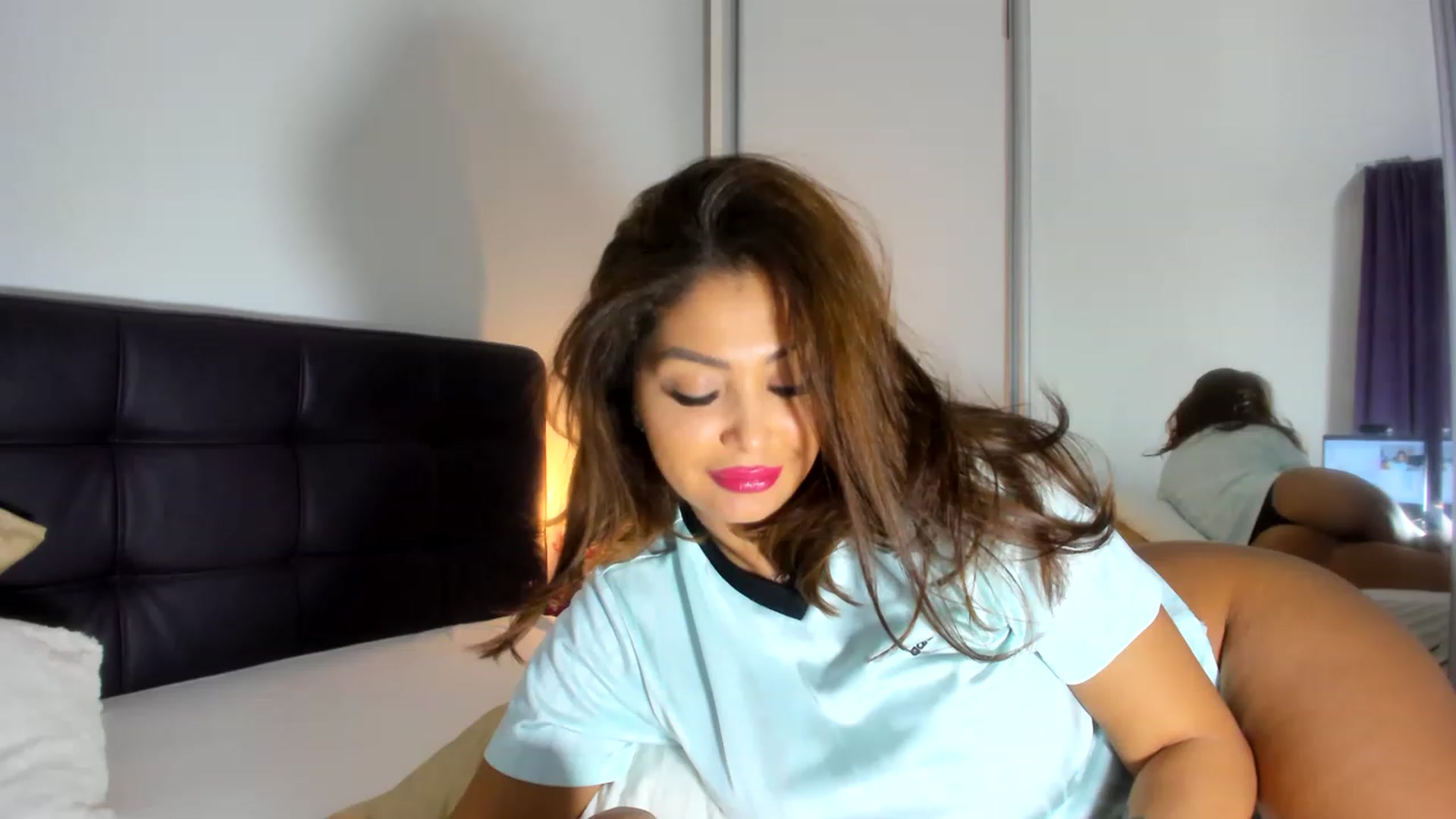 Gallery image thumbnail from CHLOE_CHERRY1's myfreecams stream on, 02/05/2023, 18:07 image 14 of 20