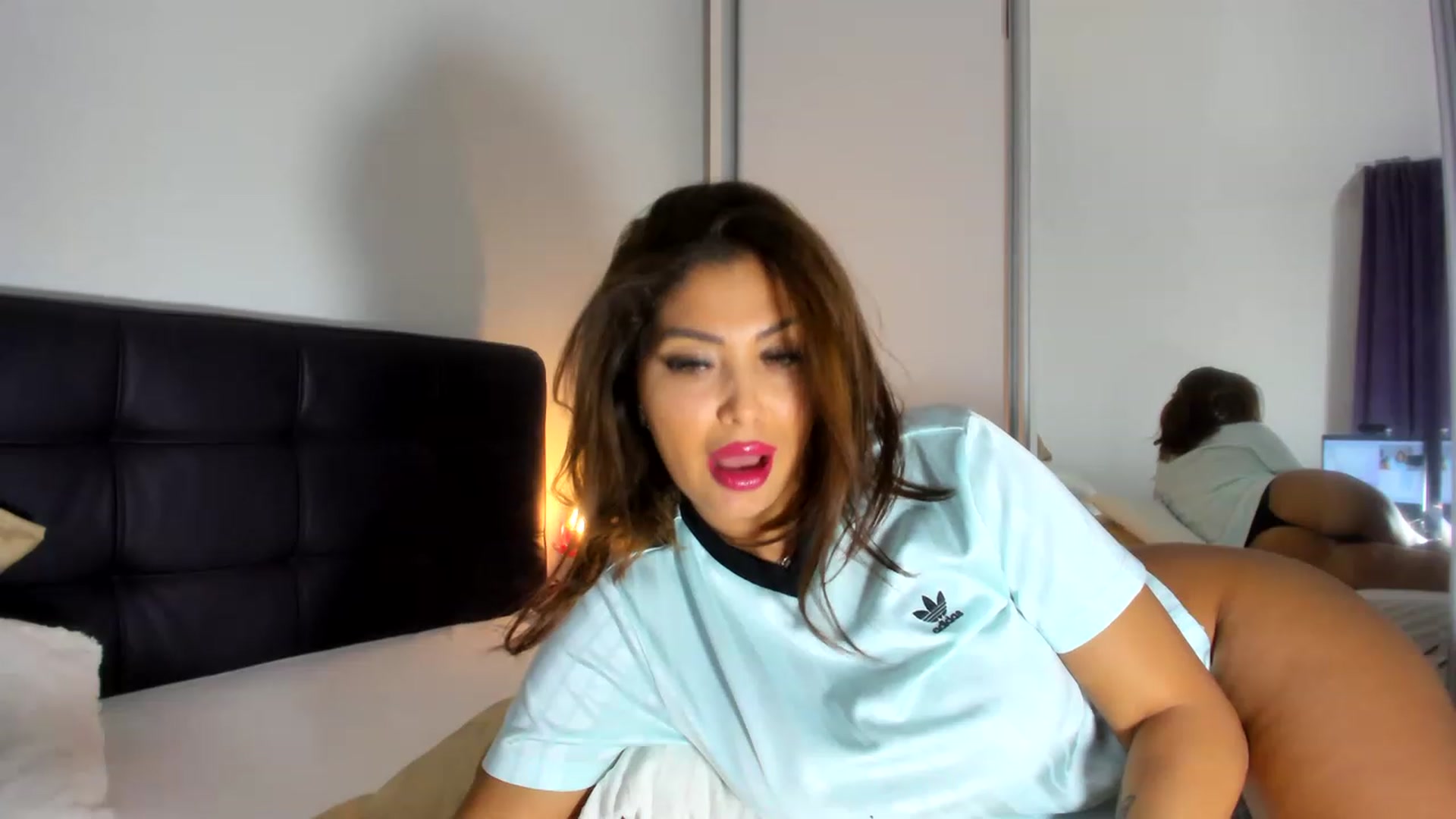 Gallery image thumbnail from CHLOE_CHERRY1's myfreecams stream on, 02/05/2023, 18:07 image 17 of 20