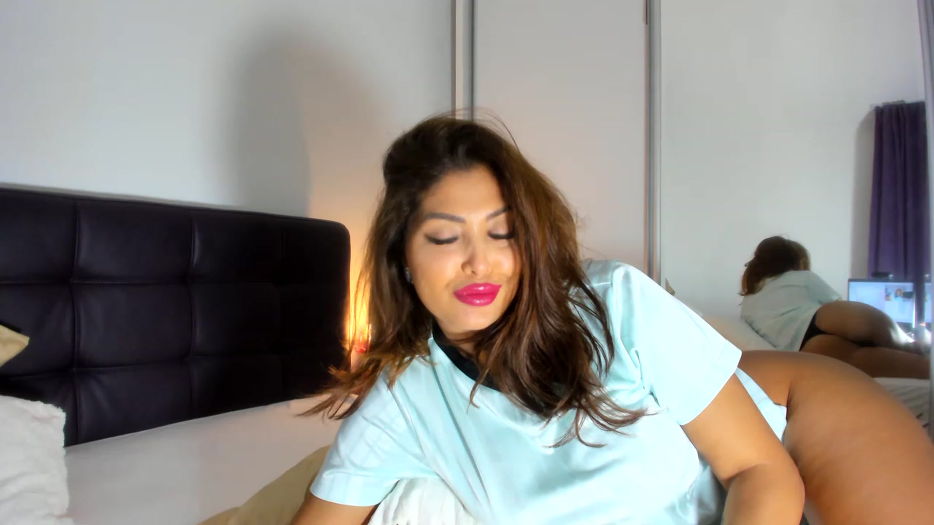 Gallery image thumbnail from CHLOE_CHERRY1's myfreecams stream on, 02/05/2023, 18:07 image 18 of 20