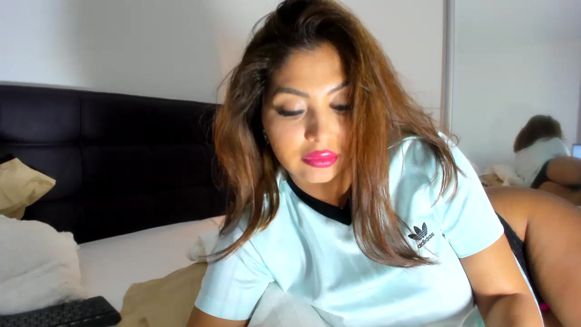 Gallery image thumbnail from CHLOE_CHERRY1's myfreecams stream on, 02/05/2023, 20:21 image 7 of 20