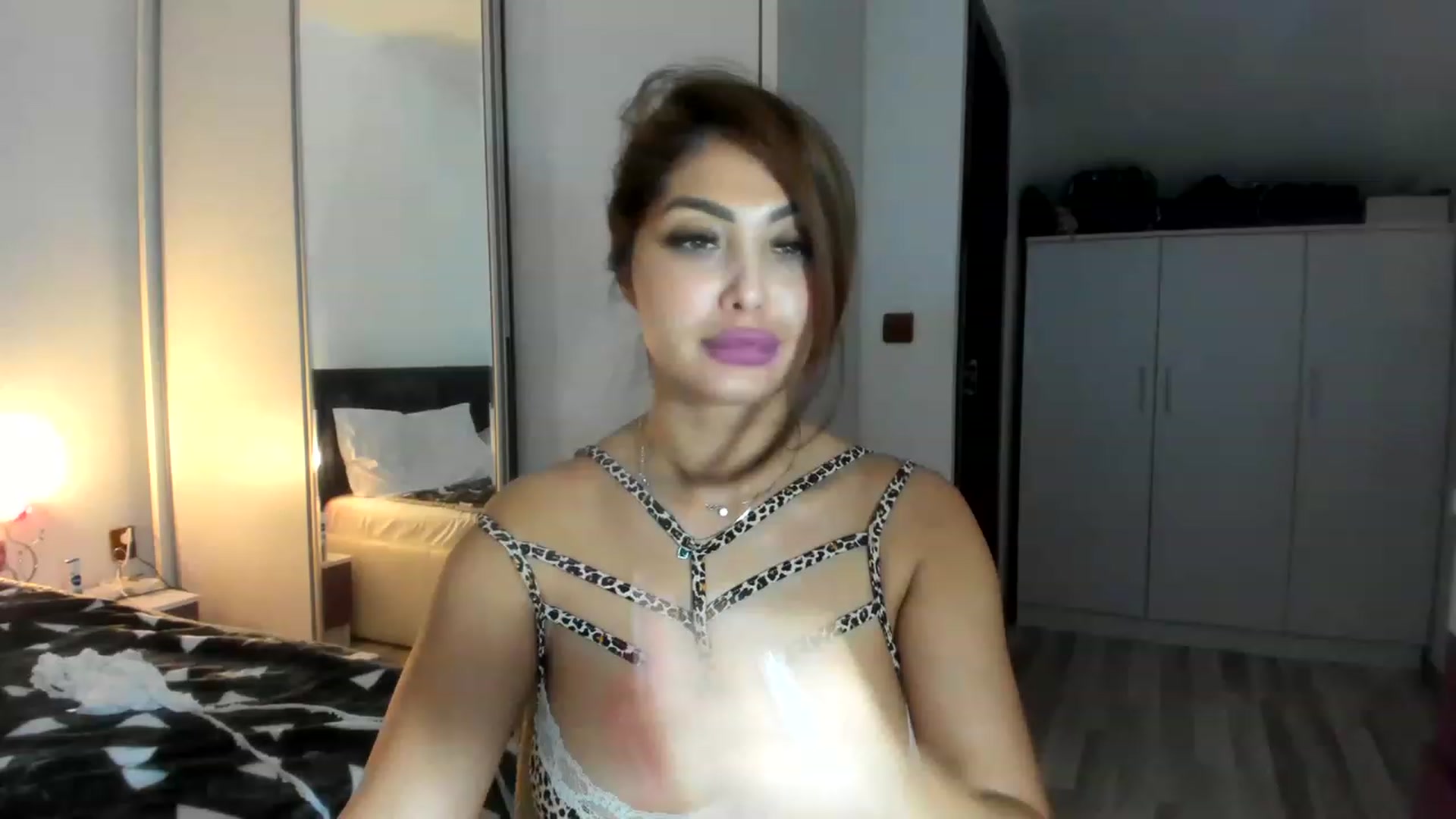 Gallery image thumbnail from CHLOE_CHERRY1's myfreecams stream on, 02/11/2023, 20:47 image 9 of 20