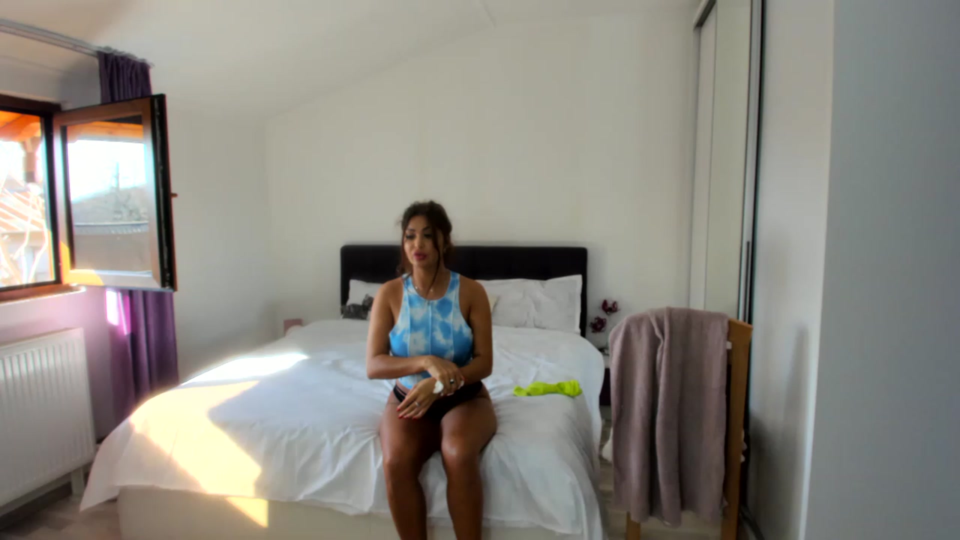 Gallery image thumbnail from CHLOE_CHERRY1's myfreecams stream on, 02/13/2023, 13:09 image 6 of 20