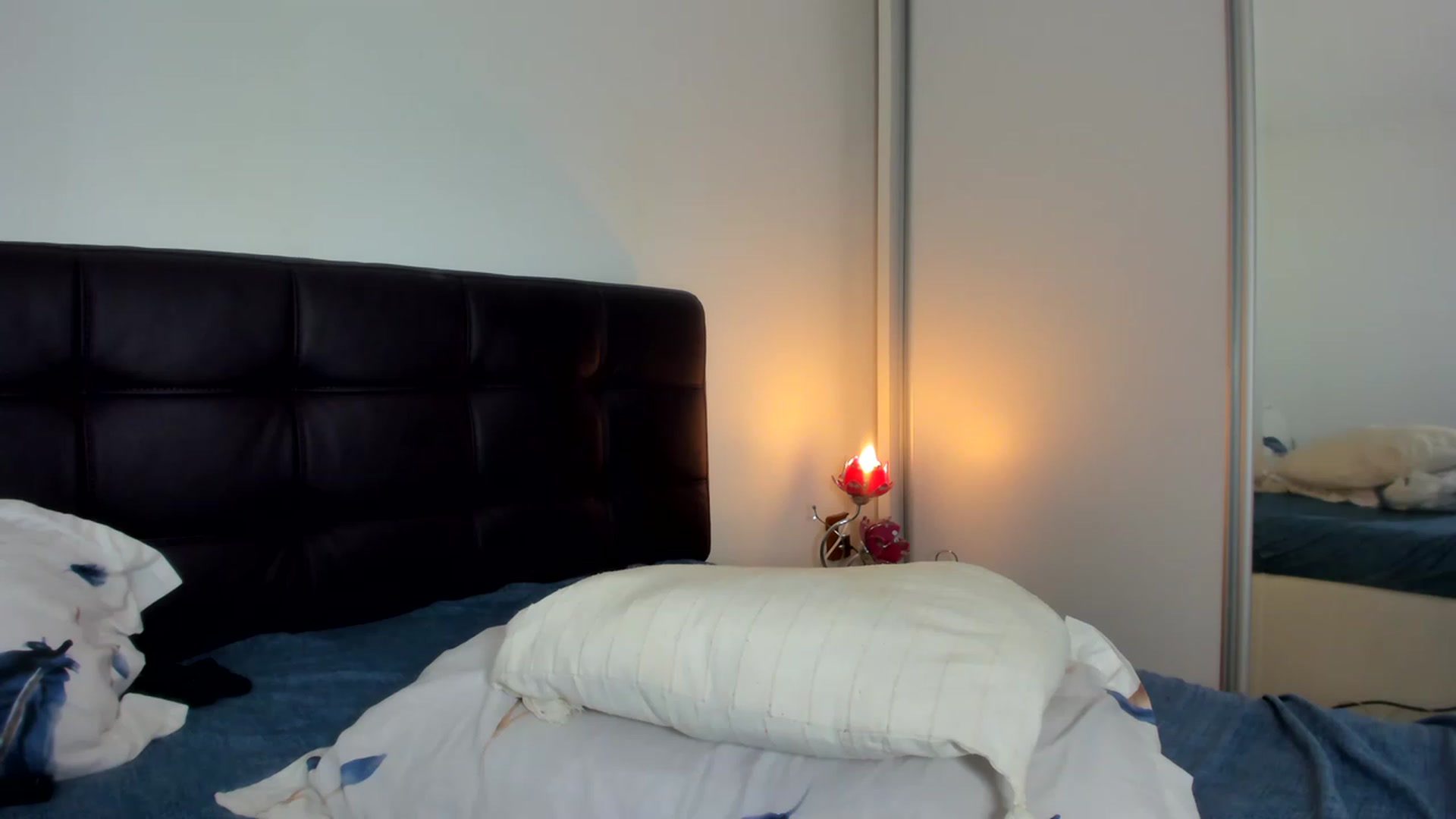 Gallery image thumbnail from CHLOE_CHERRY1's myfreecams stream on, 04/17/2023, 18:13 image 12 of 20