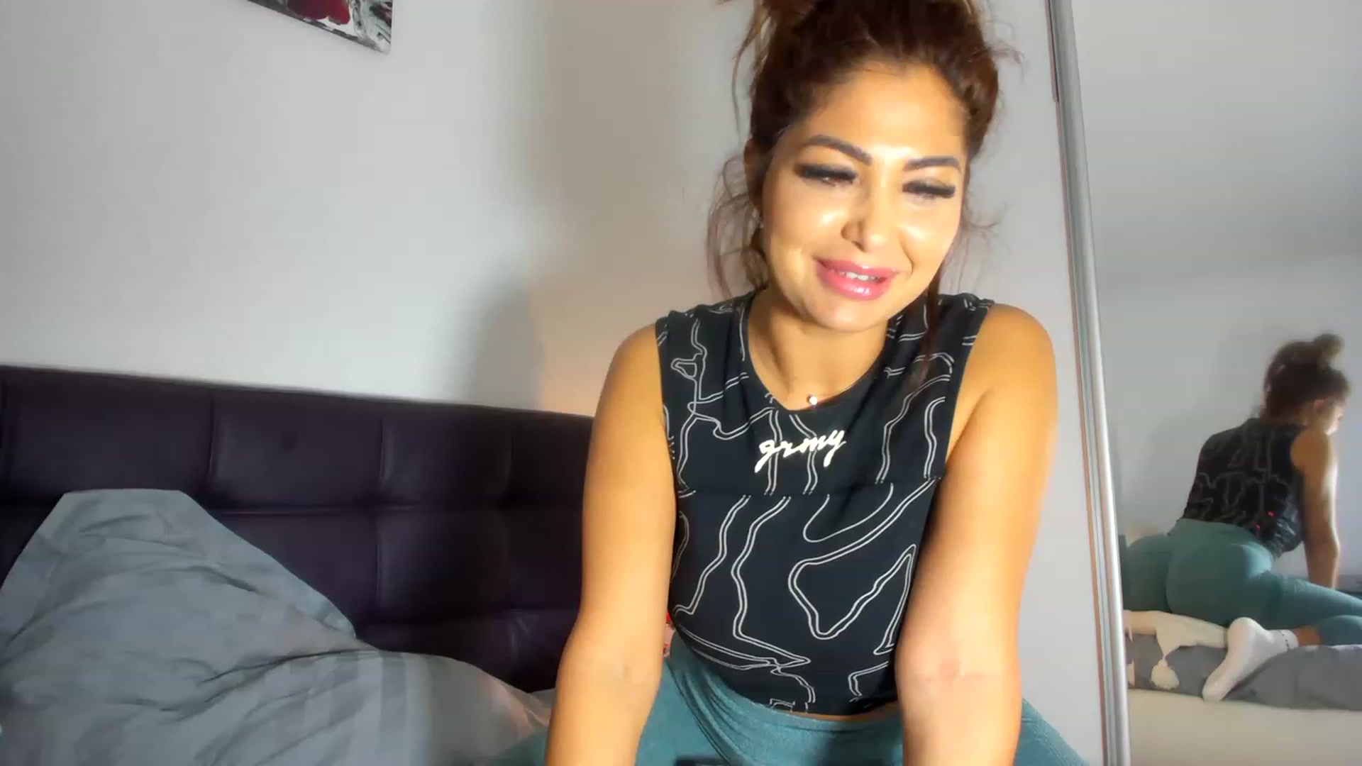 Gallery image thumbnail from CHLOE_CHERRY1's myfreecams stream on, 04/24/2023, 15:18 image 17 of 20