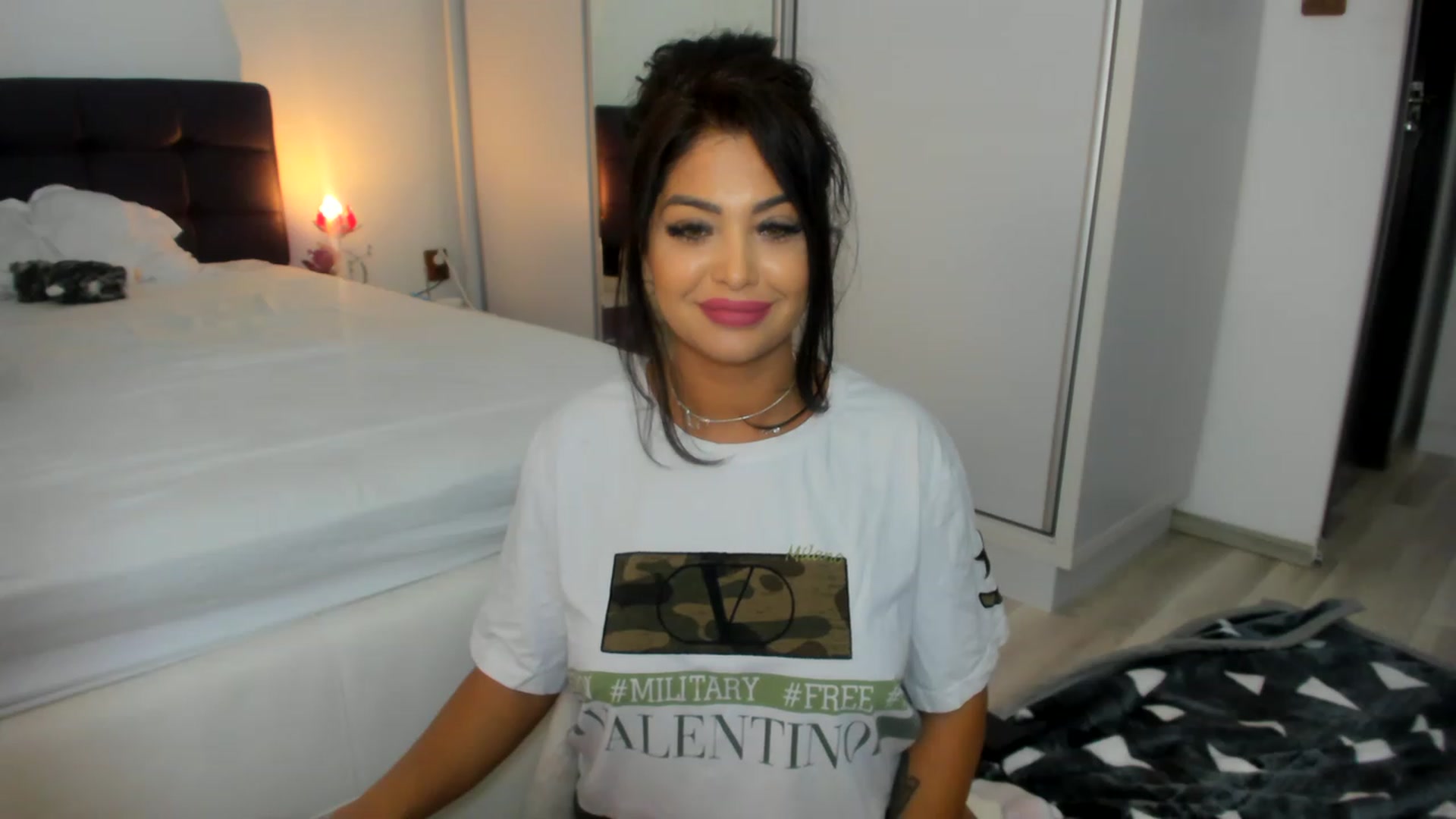 Gallery image thumbnail from CHLOE_CHERRY1's myfreecams stream on, 05/05/2023, 14:20 image 12 of 20