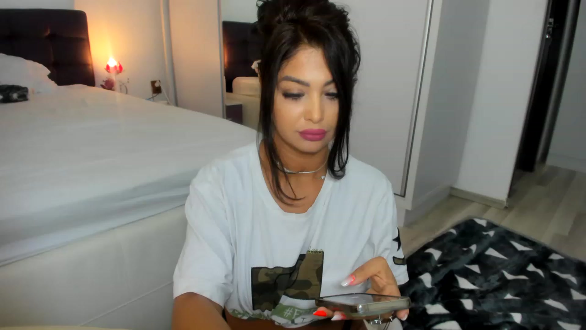Gallery image thumbnail from CHLOE_CHERRY1's myfreecams stream on, 05/05/2023, 14:37 image 1 of 20