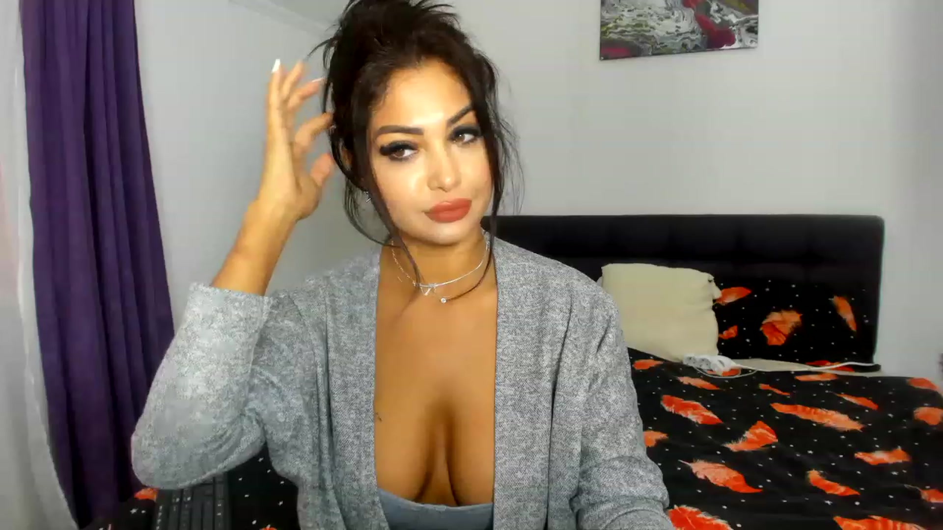 Gallery image thumbnail from CHLOE_CHERRY1's myfreecams stream on, 05/12/2023, 14:40 image 15 of 20
