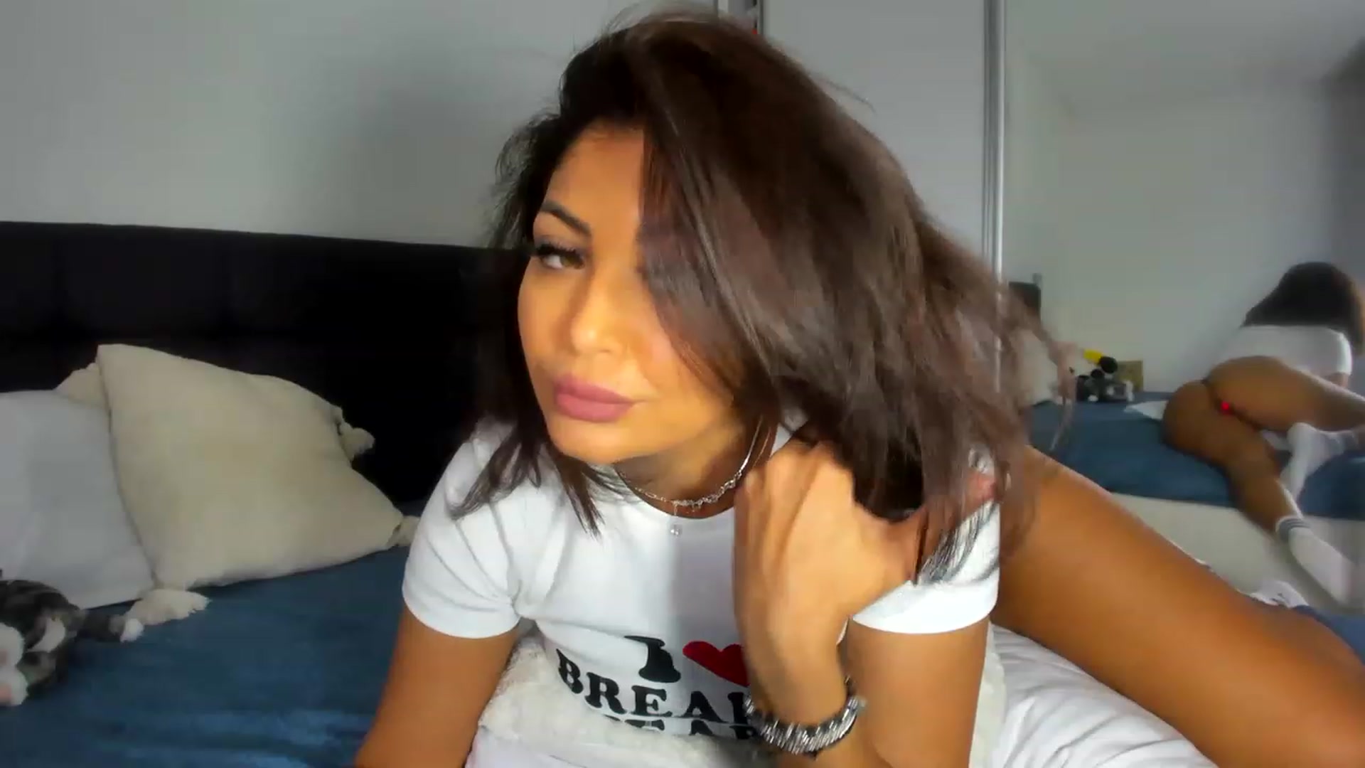 Gallery image thumbnail from CHLOE_CHERRY1's myfreecams stream on, 05/22/2023, 13:17 image 13 of 20