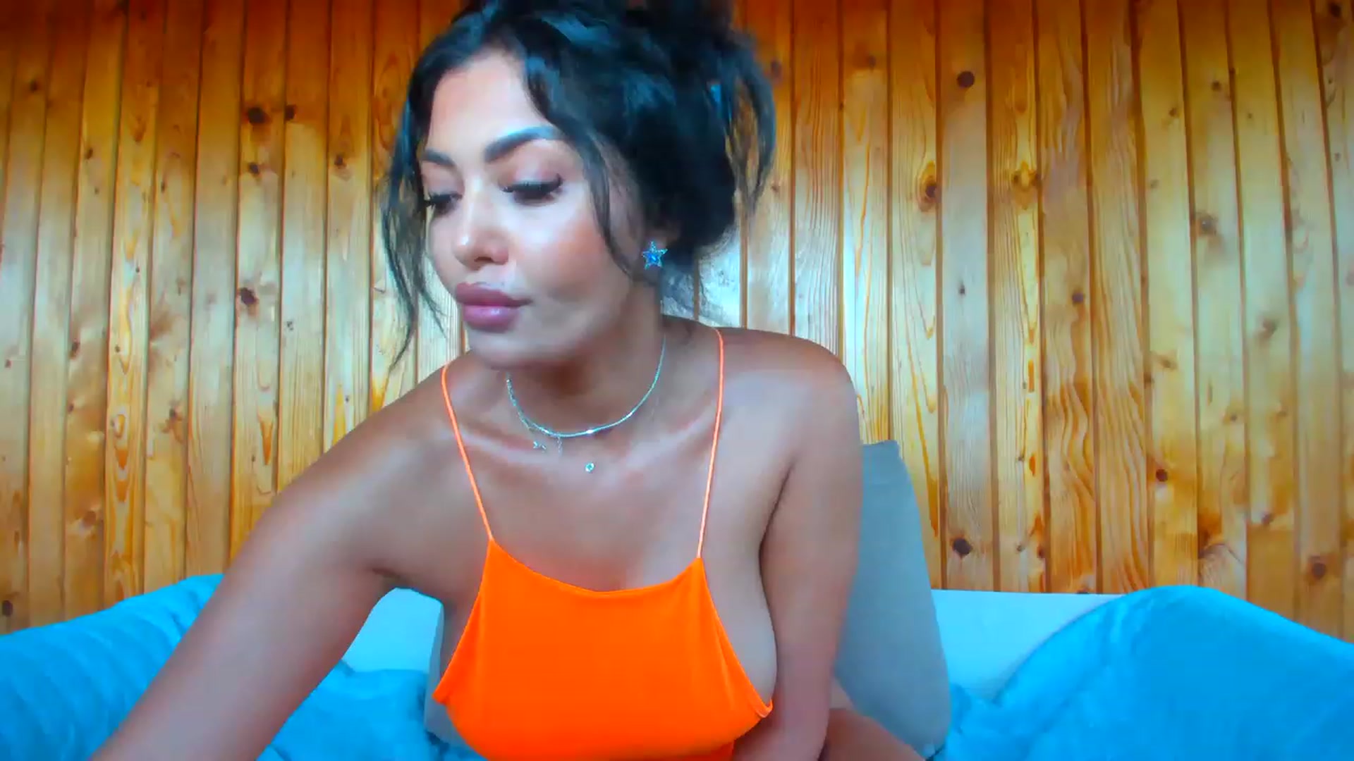Gallery image thumbnail from CHLOE_CHERRY1's myfreecams stream on, 06/22/2023, 12:27 image 18 of 20