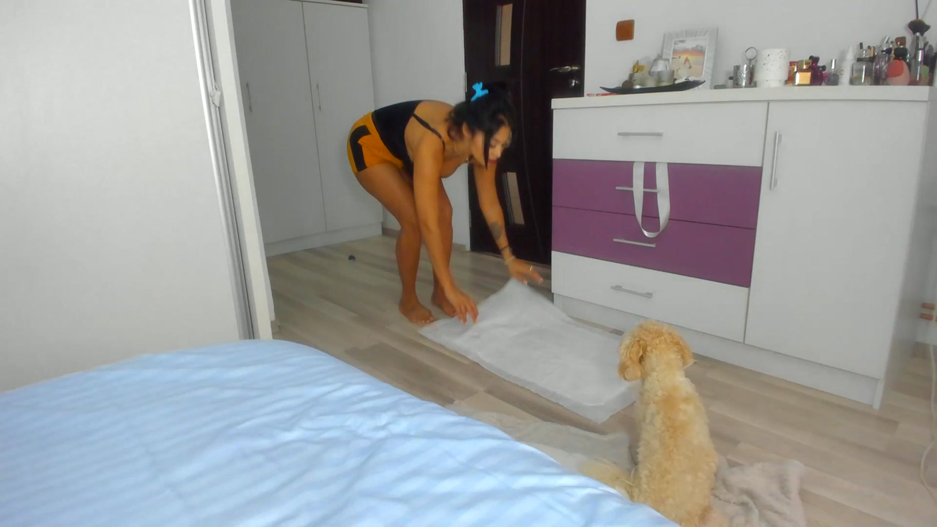 Gallery image thumbnail from CHLOE_CHERRY1's myfreecams stream on, 07/13/2023, 14:25 image 15 of 20