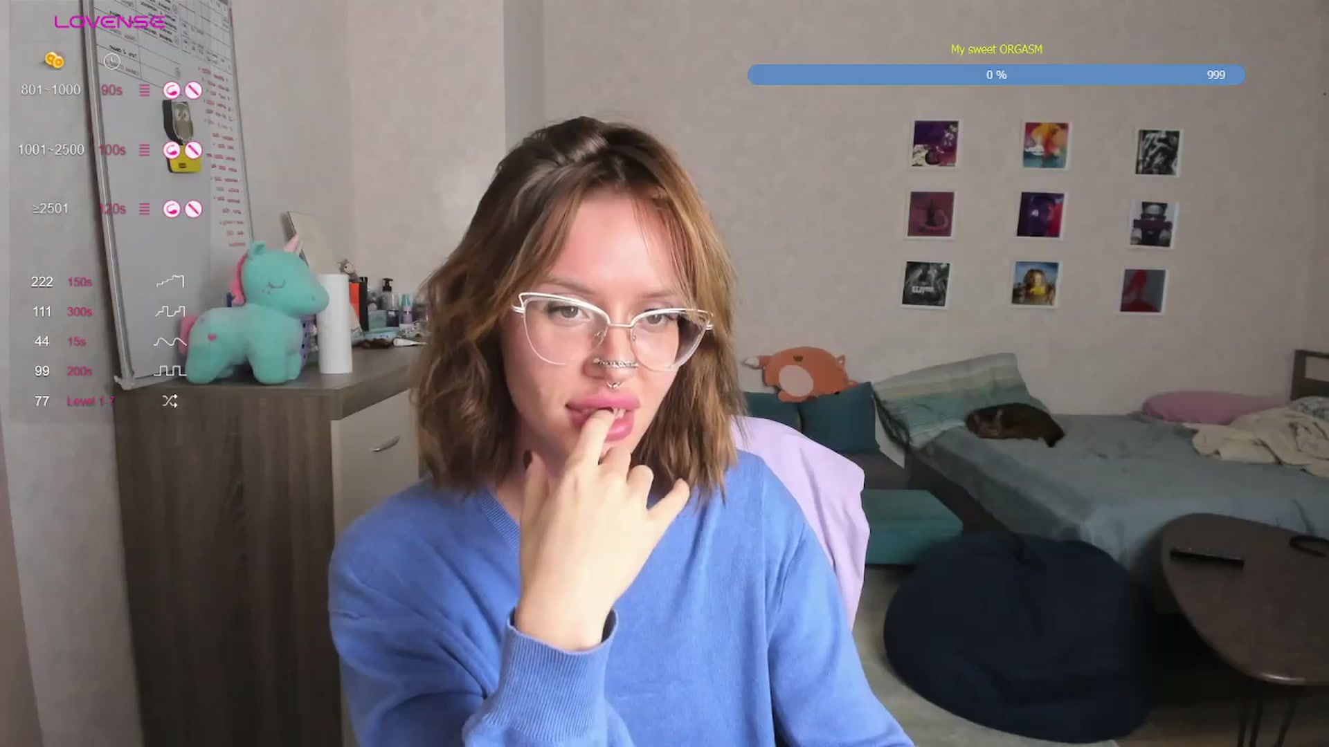 Gallery image thumbnail from CHLOE_mmm's myfreecams stream on, 09/22/2023, 17:11 image 5 of 20
