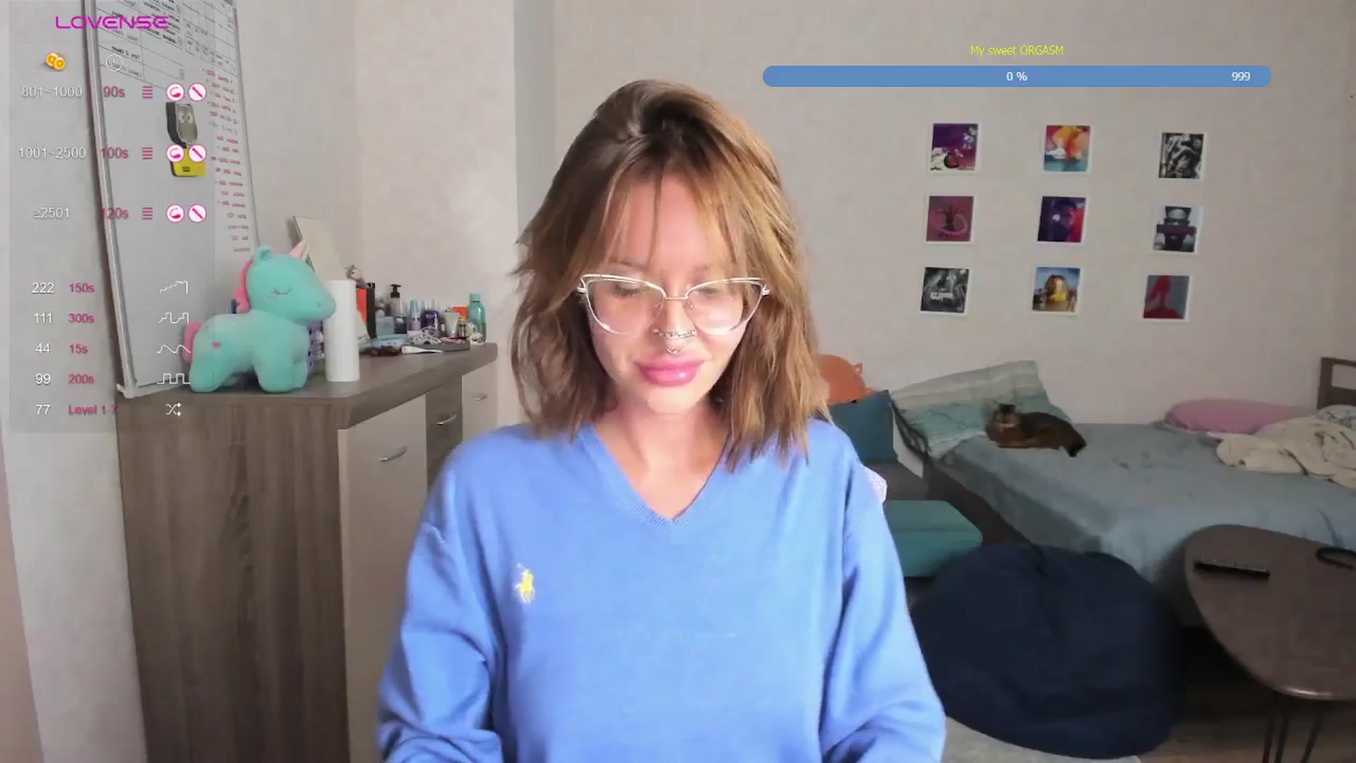 Gallery image thumbnail from CHLOE_mmm's myfreecams stream on, 09/22/2023, 17:11 image 6 of 20