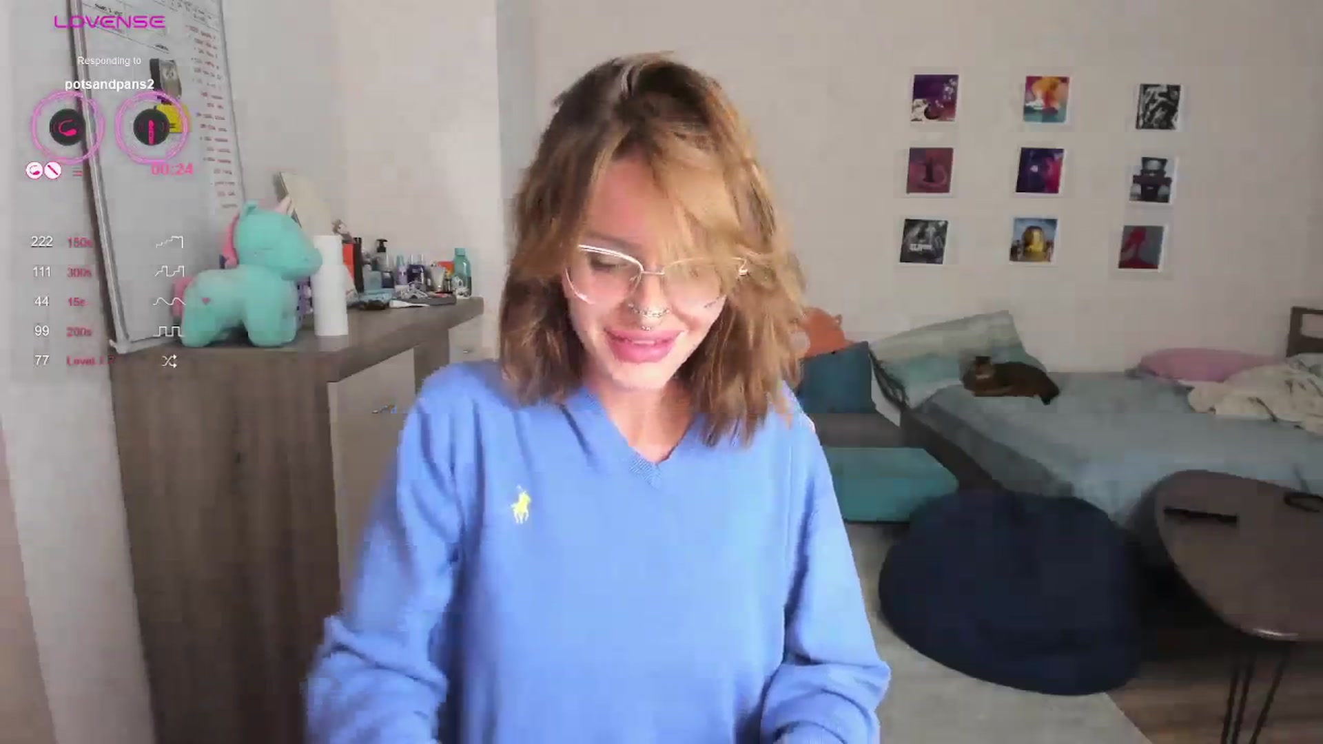 Gallery image thumbnail from CHLOE_mmm's myfreecams stream on, 09/22/2023, 17:11 image 15 of 20