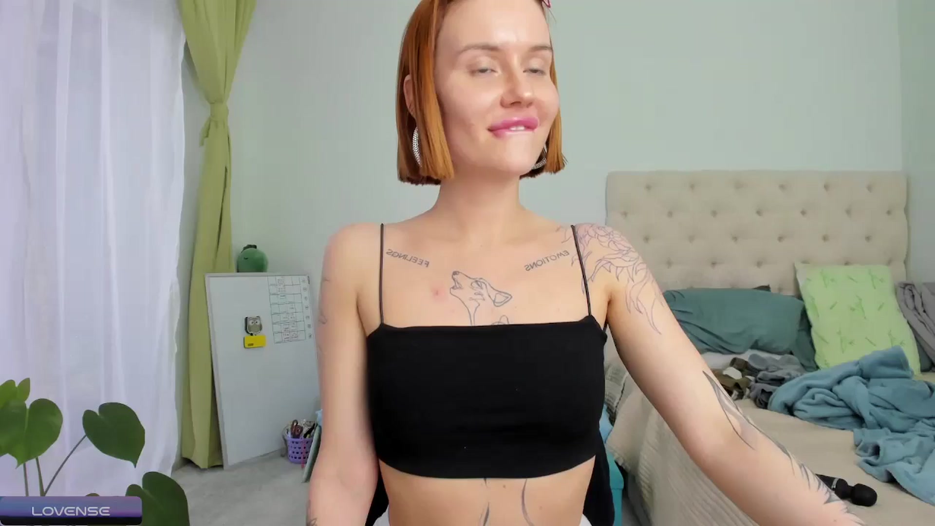 Gallery image thumbnail from CHLOE_mmm's myfreecams stream on, 04/25/2024, 17:20 image 6 of 20