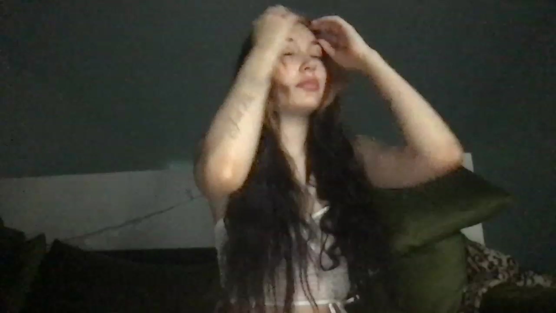 Gallery image thumbnail from CHRISTINUHM's myfreecams stream on, 01/11/2023, 01:35 image 2 of 20