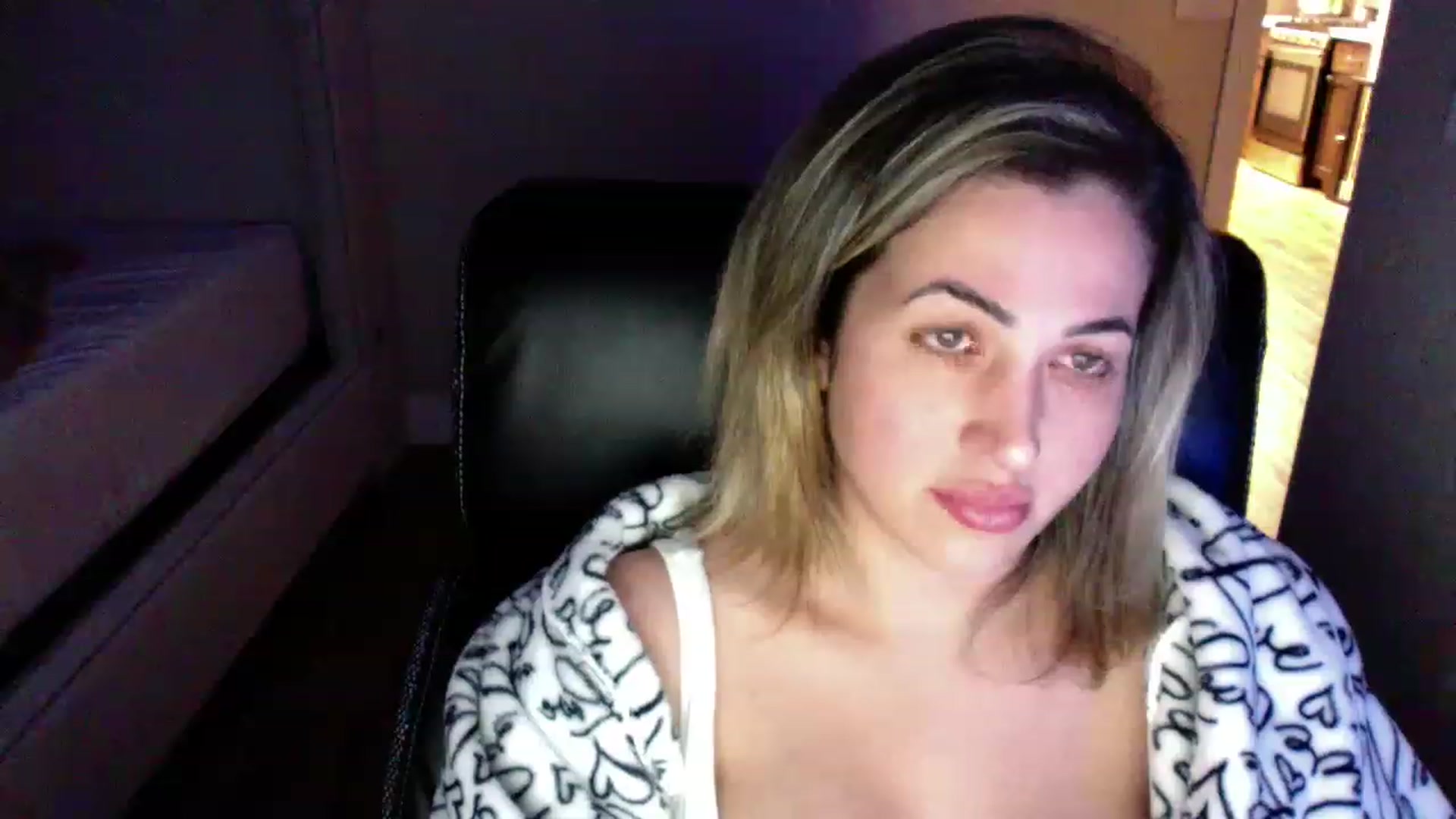 Gallery image thumbnail from CLARABENE's myfreecams stream on, 11/24/2022, 05:10 image 20 of 20