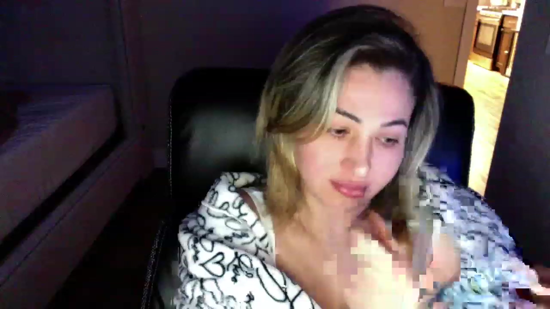 Gallery image thumbnail from CLARABENE's myfreecams stream on, 11/24/2022, 05:10 image 15 of 20