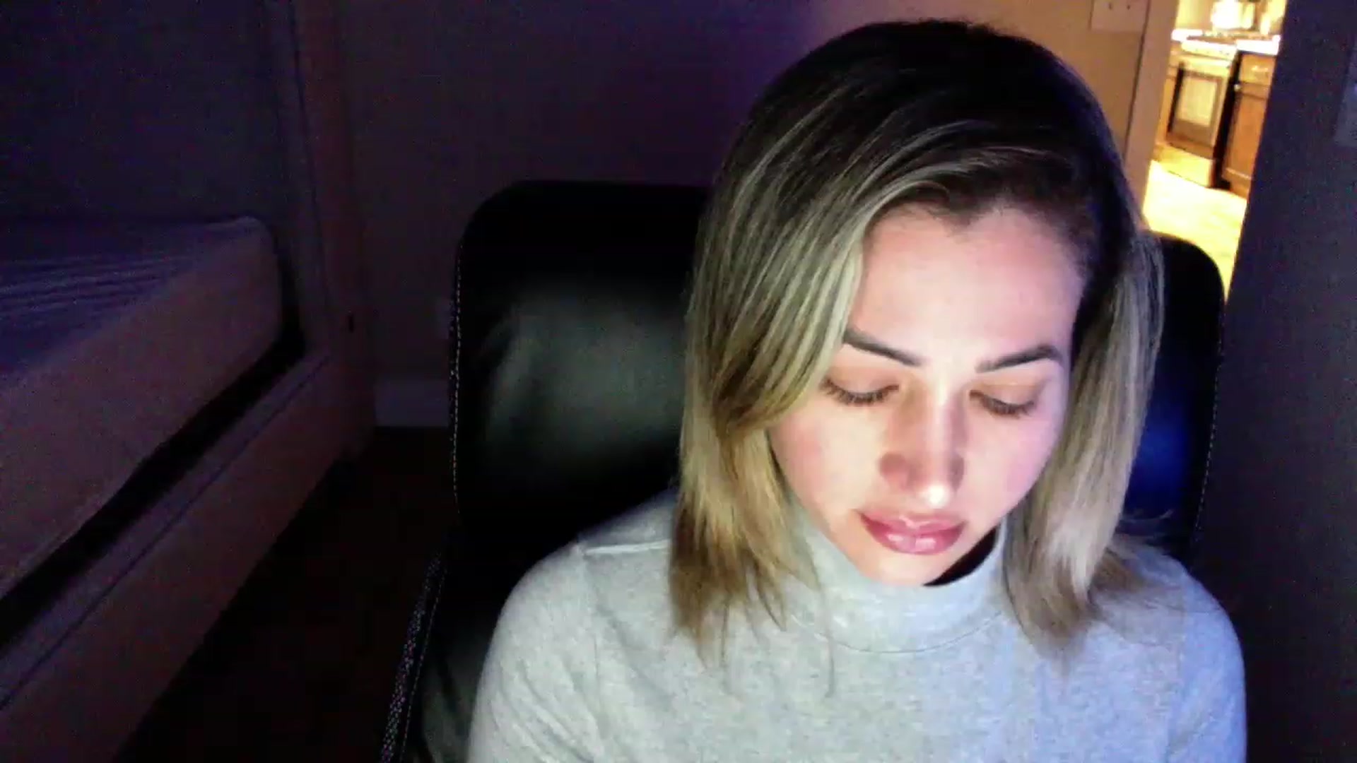 Gallery image thumbnail from CLARABENE's myfreecams stream on, 11/26/2022, 04:00 image 7 of 20
