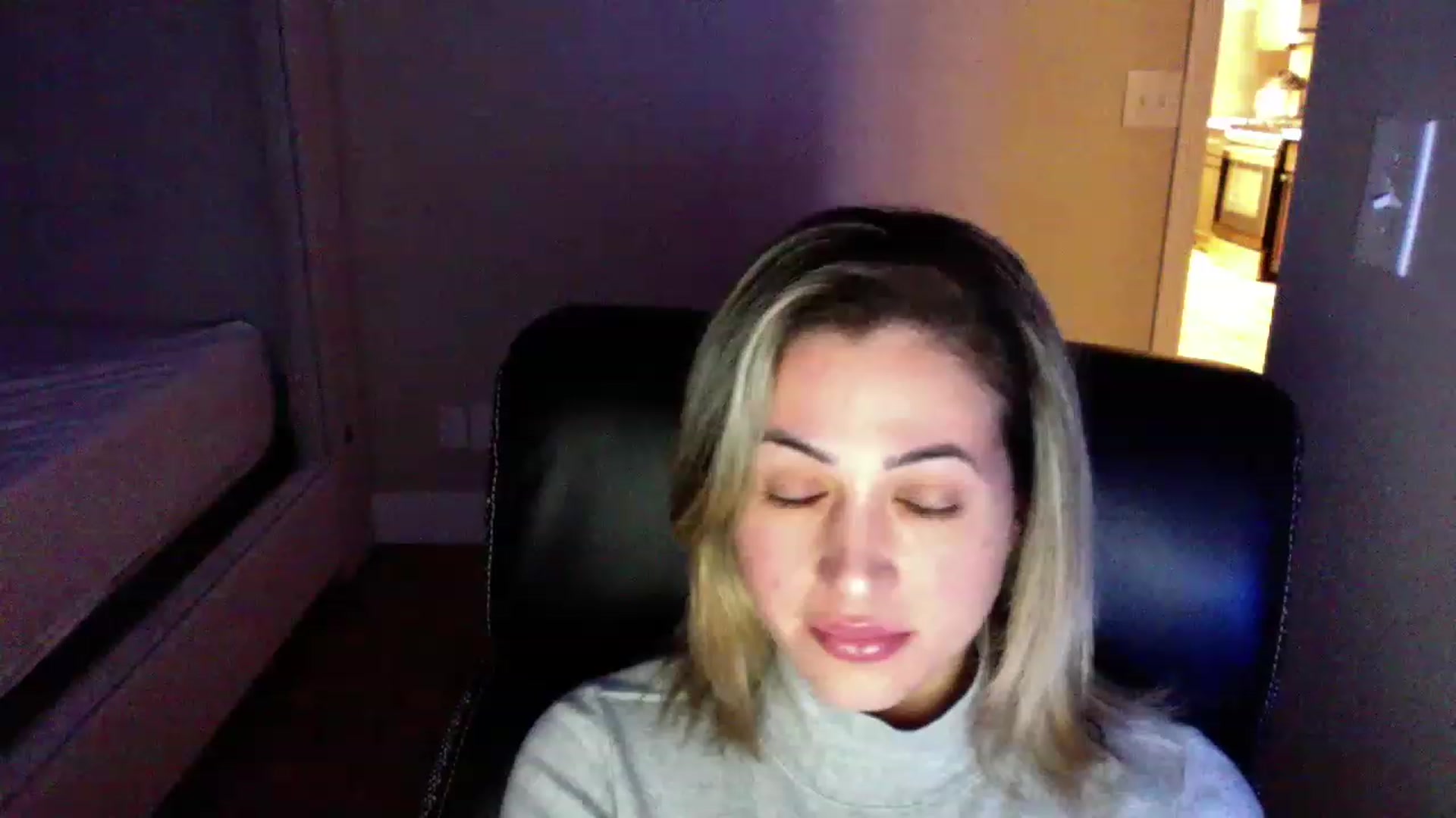 Gallery image thumbnail from CLARABENE's myfreecams stream on, 11/26/2022, 04:00 image 20 of 20