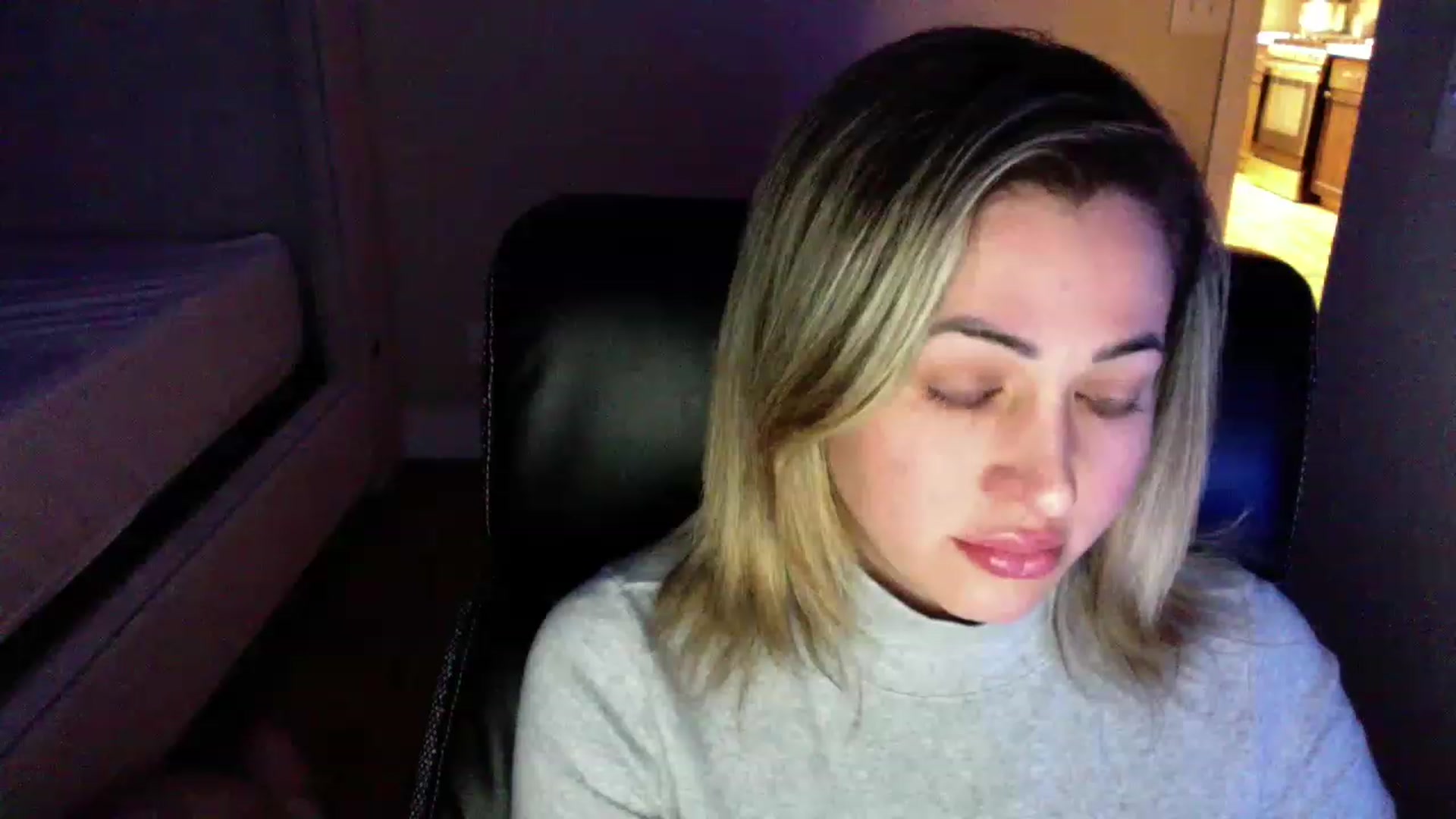 Gallery image thumbnail from CLARABENE's myfreecams stream on, 11/26/2022, 04:00 image 9 of 20