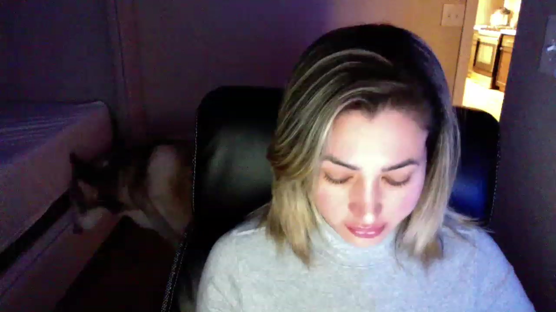 Gallery image thumbnail from CLARABENE's myfreecams stream on, 11/26/2022, 04:00 image 17 of 20