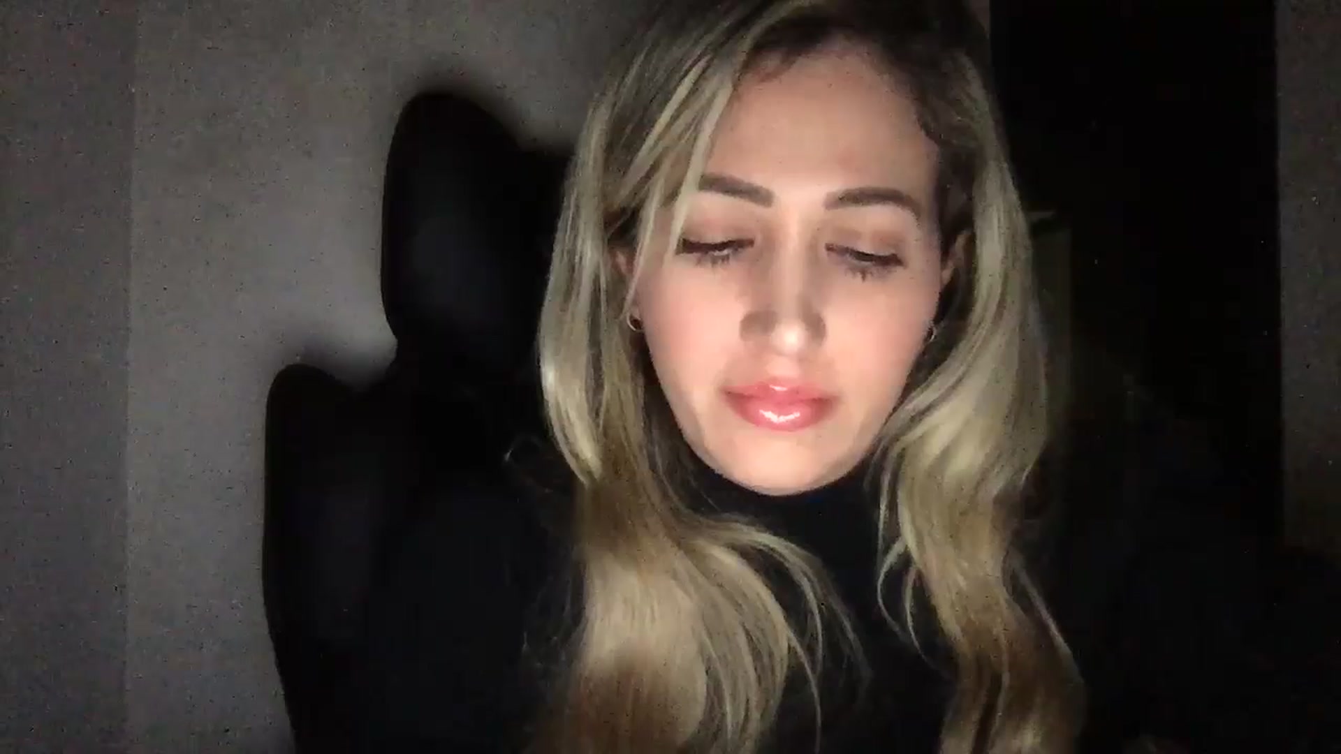 Gallery image thumbnail from CLARABENE's myfreecams stream on, 11/27/2024, 13:21 image 19 of 20