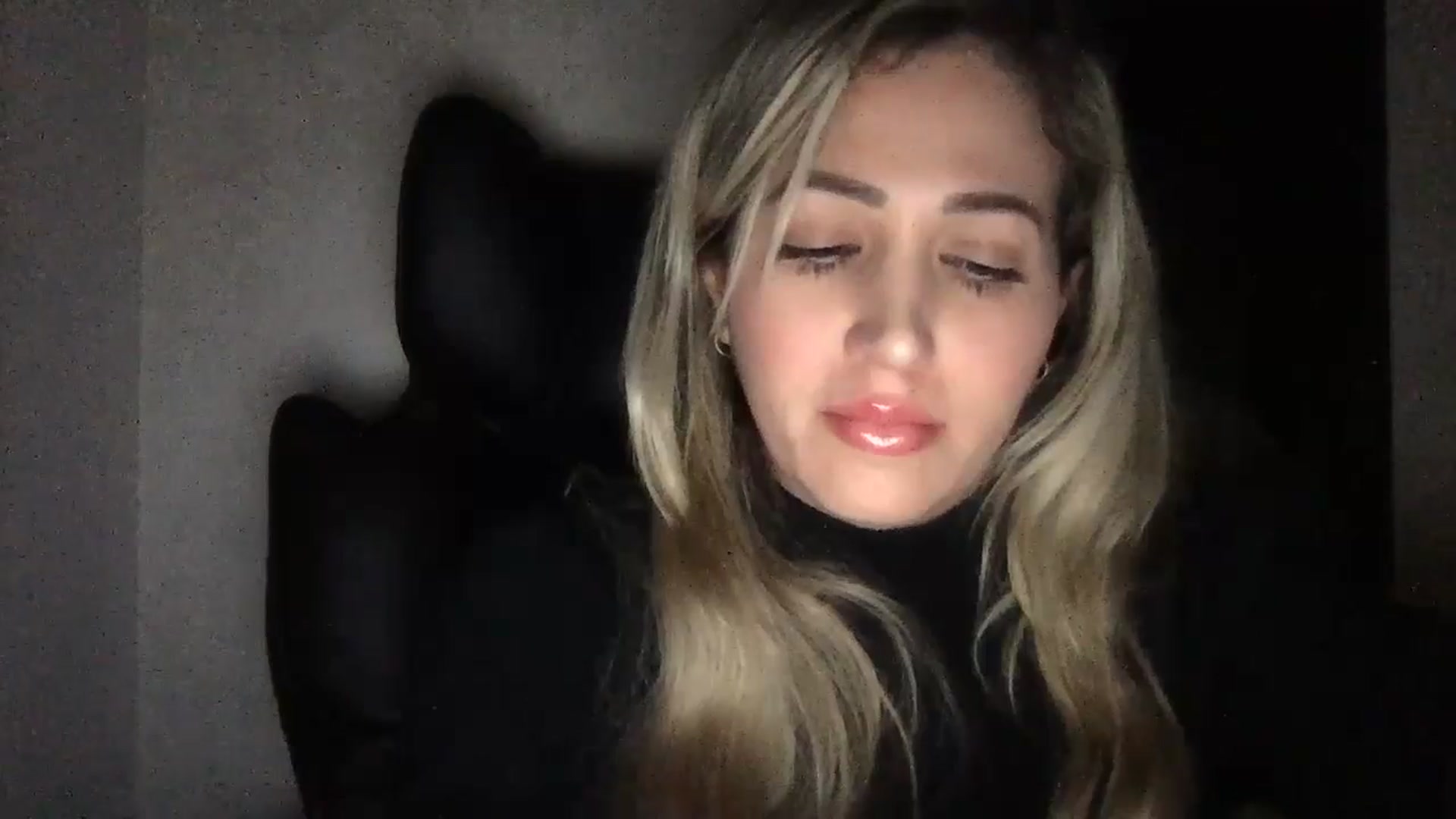 Gallery image thumbnail from CLARABENE's myfreecams stream on, 11/27/2024, 13:21 image 20 of 20