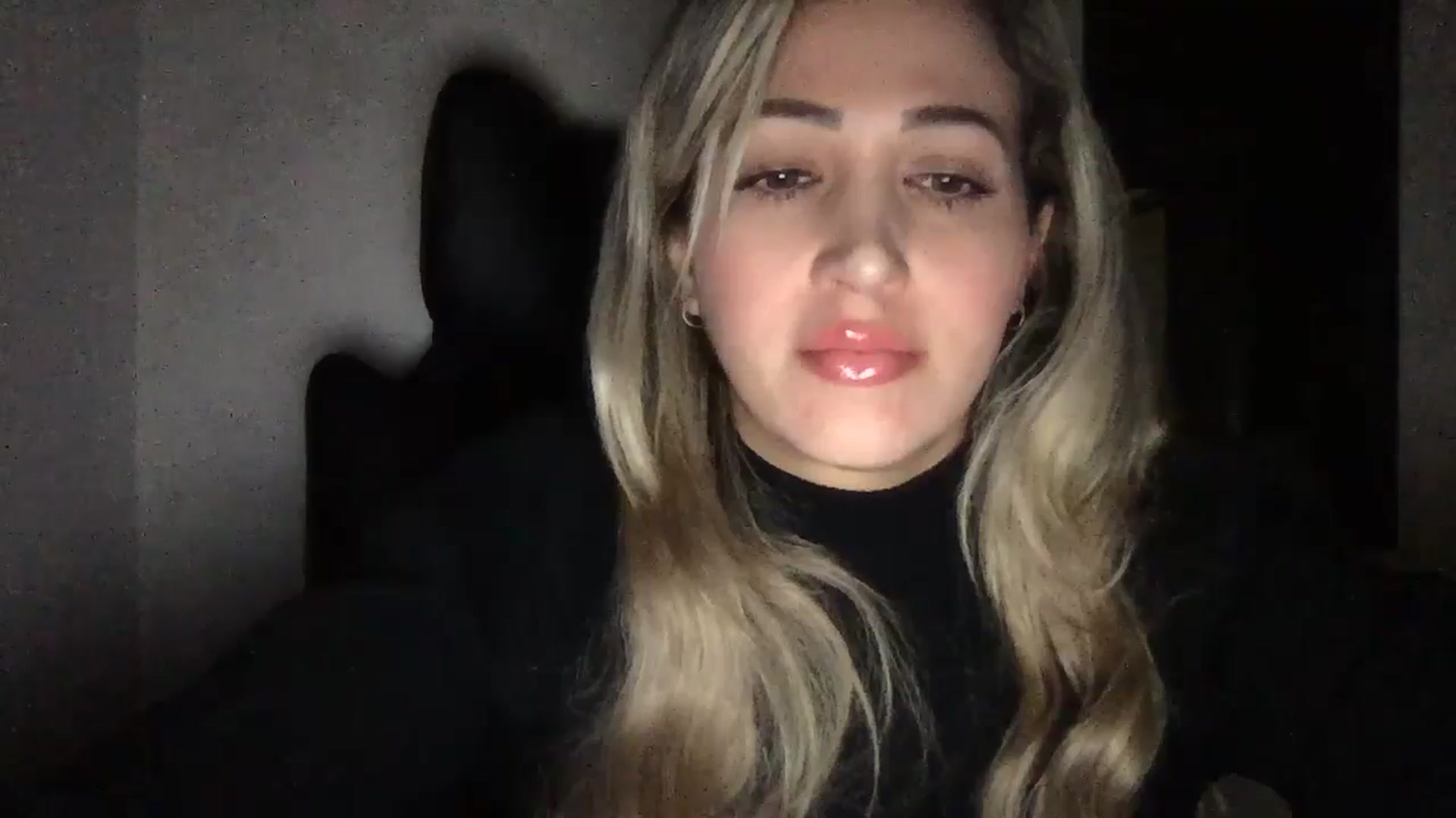 Gallery image thumbnail from CLARABENE's myfreecams stream on, 11/27/2024, 13:21 image 16 of 20