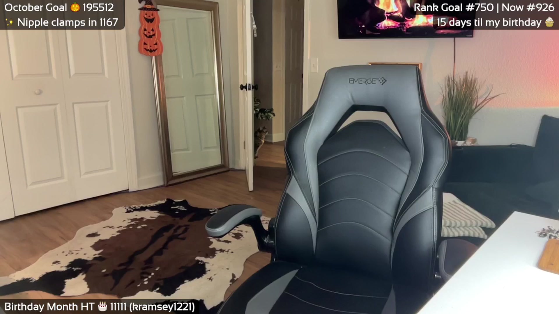 Gallery image thumbnail from CLEVER_BDAY's myfreecams stream on, 10/09/2025, 04:46 image 7 of 20