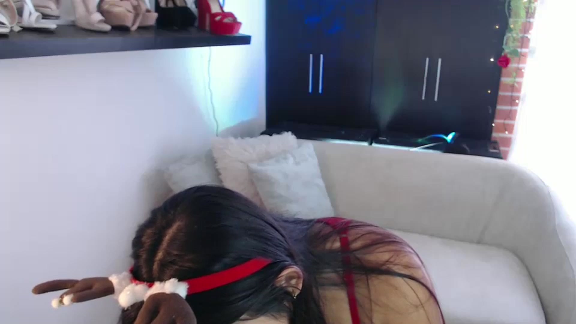 Gallery image thumbnail from CR_17's myfreecams stream on, 12/24/2024, 21:41 image 2 of 20
