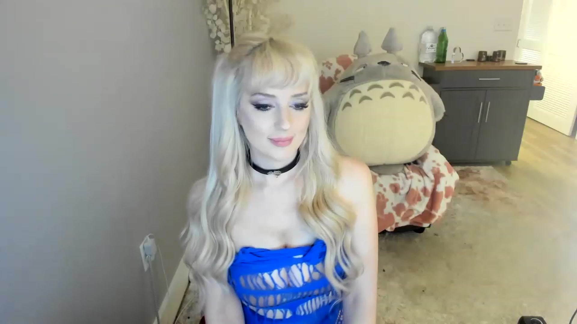 Gallery image thumbnail from CUM_CUCKDomme's myfreecams stream on, 06/08/2023, 11:10 image 16 of 20