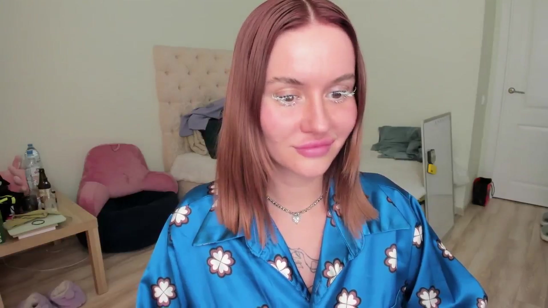 Gallery image thumbnail from CUTEEE's myfreecams stream on, 03/23/2025, 15:02 image 5 of 20