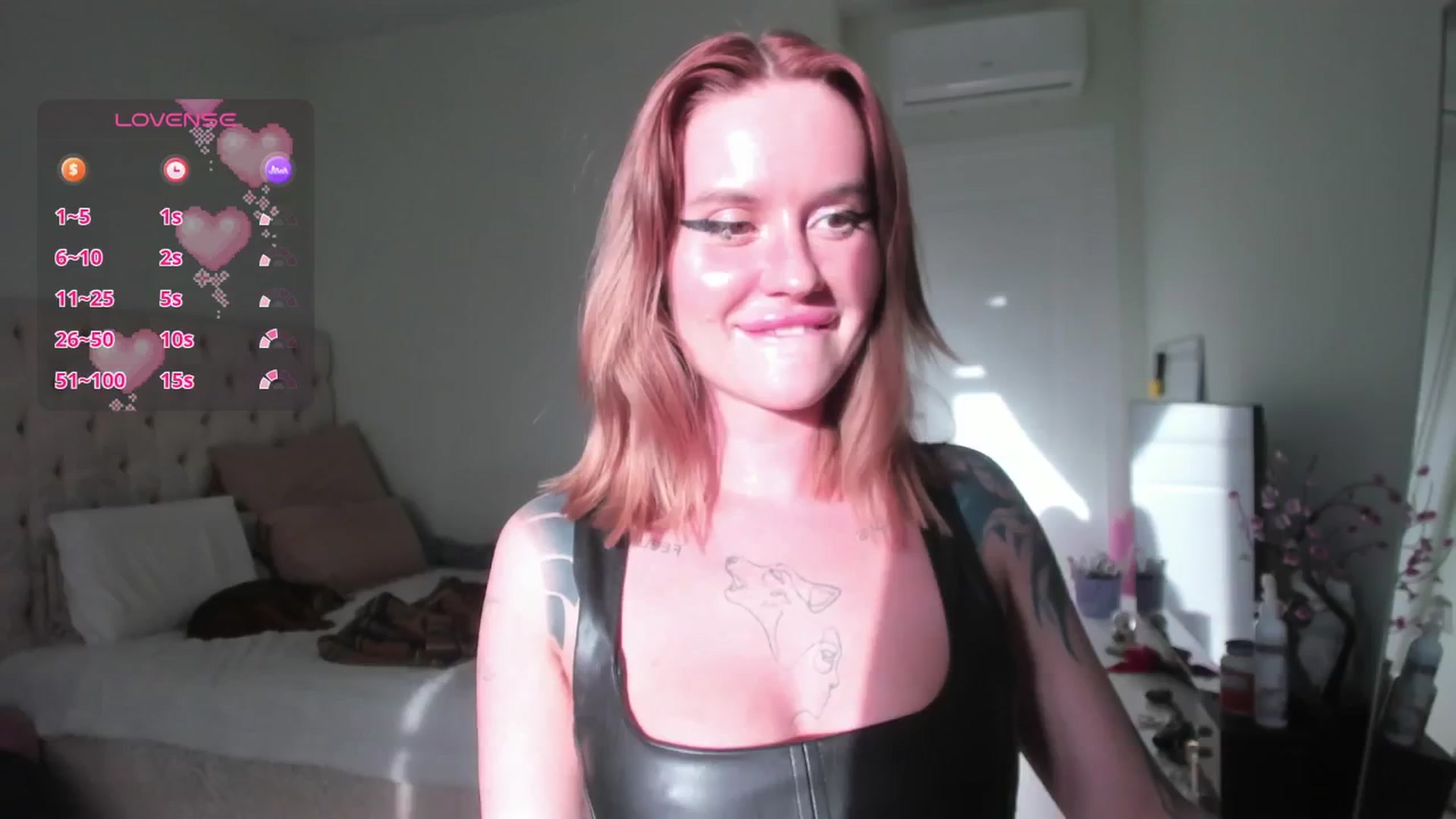 Gallery image thumbnail from CUTEEE's myfreecams stream on, 04/05/2025, 15:28 image 16 of 20