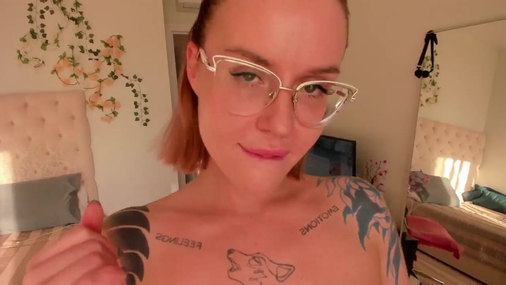 Gallery image thumbnail from CUTEEE's myfreecams stream on, 05/24/2025, 16:29 image 8 of 20