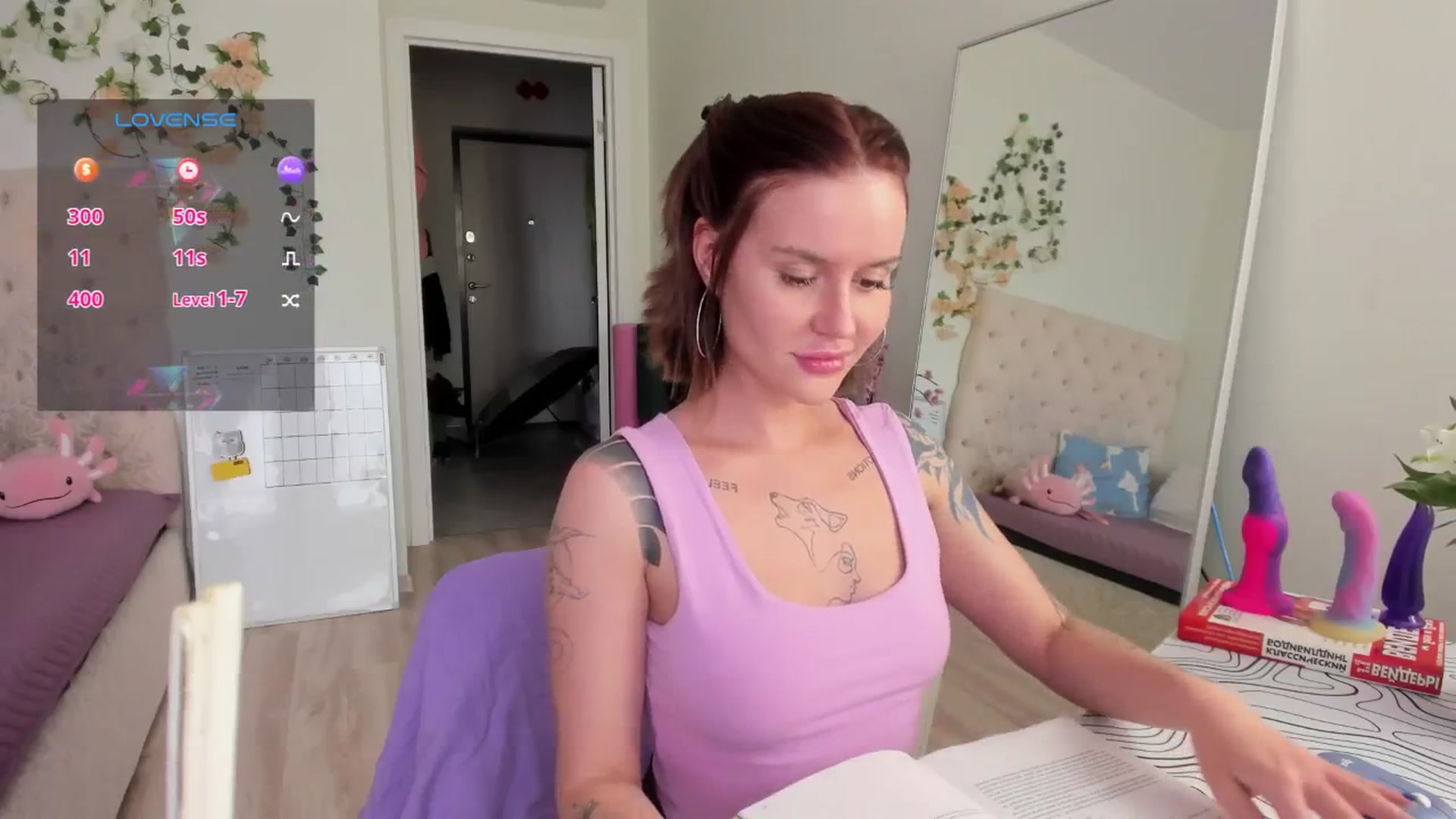 Gallery image thumbnail from CUTEEE's myfreecams stream on, 06/09/2025, 13:32 image 5 of 20