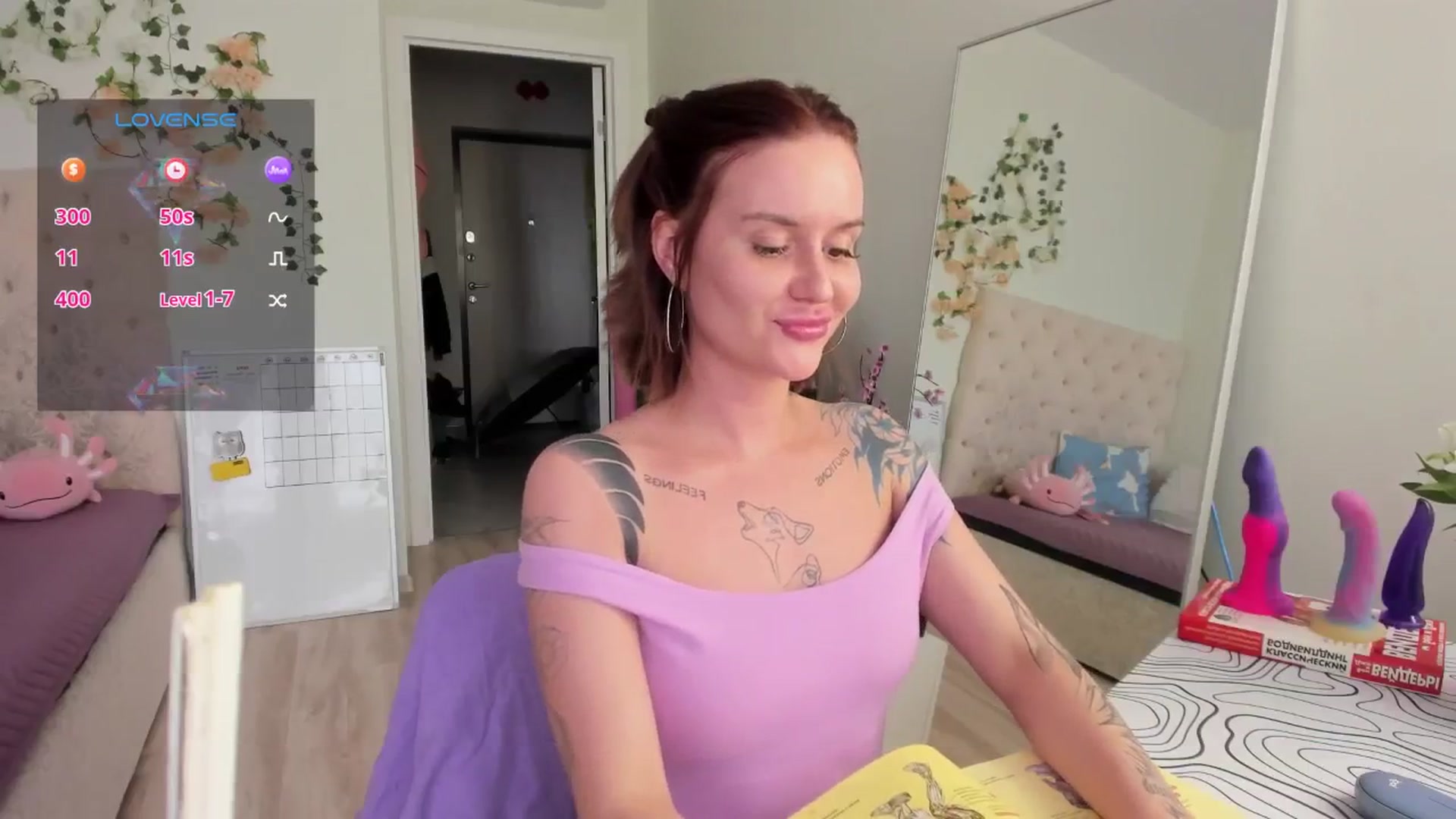Gallery image thumbnail from CUTEEE's myfreecams stream on, 06/09/2025, 13:32 image 8 of 20