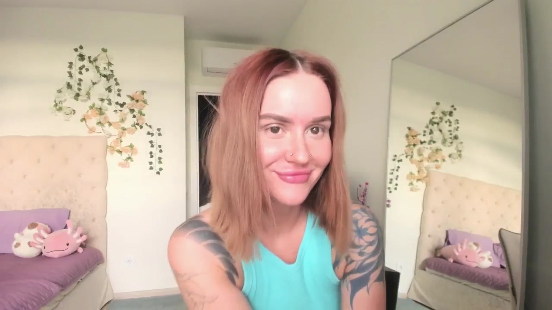 Gallery image thumbnail from CUTEEE's myfreecams stream on, 06/30/2025, 17:09 image 4 of 20