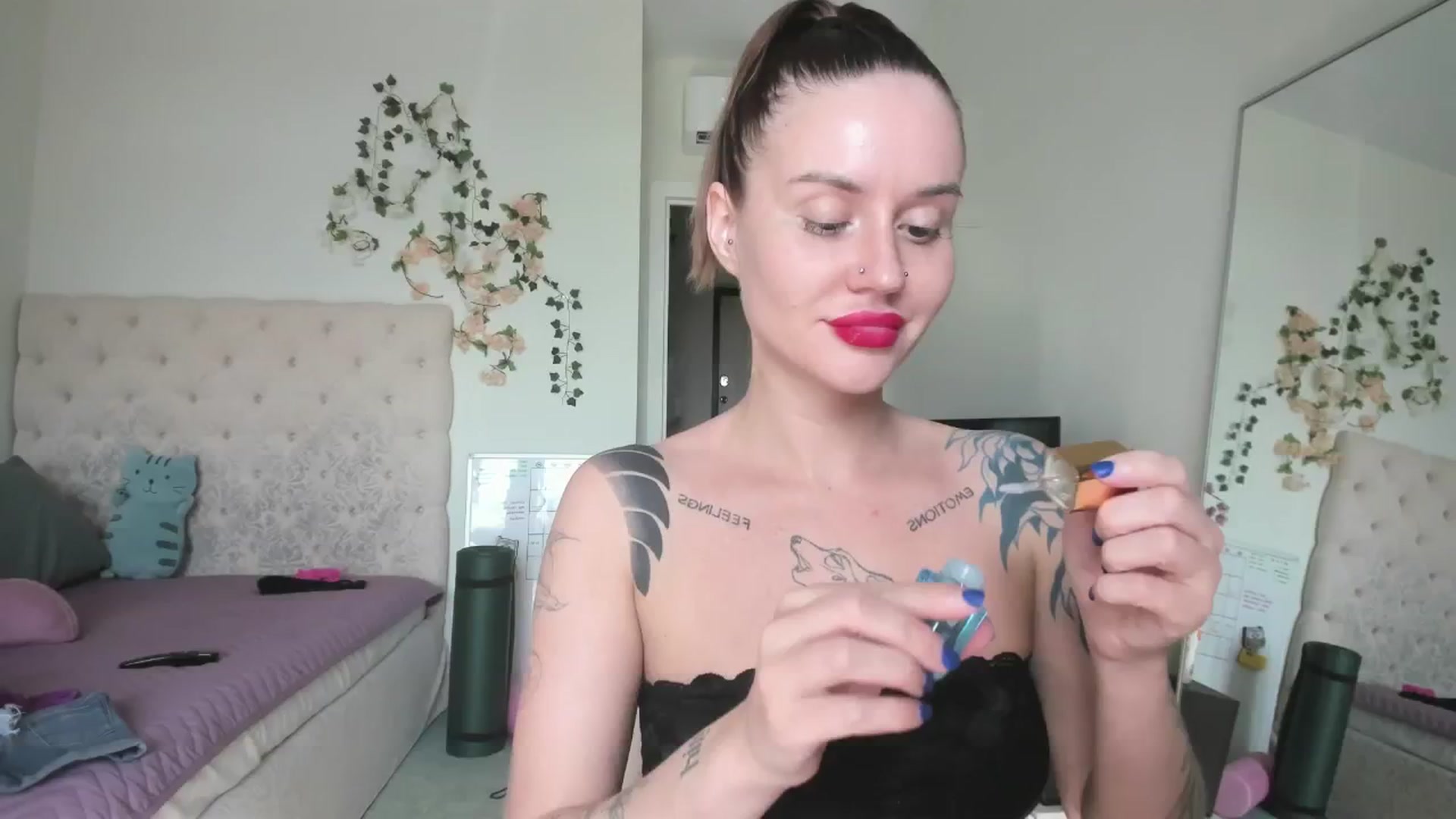 Gallery image thumbnail from CUTEEE's myfreecams stream on, 07/03/2025, 14:24 image 11 of 20