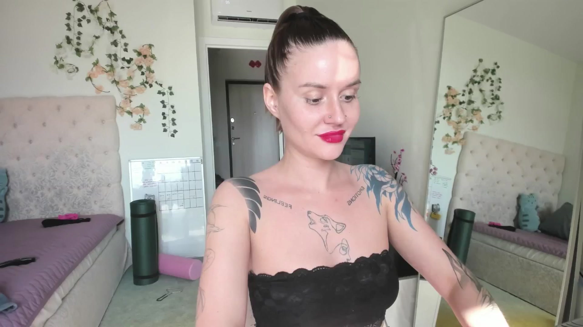 Gallery image thumbnail from CUTEEE's myfreecams stream on, 07/03/2025, 14:24 image 17 of 20