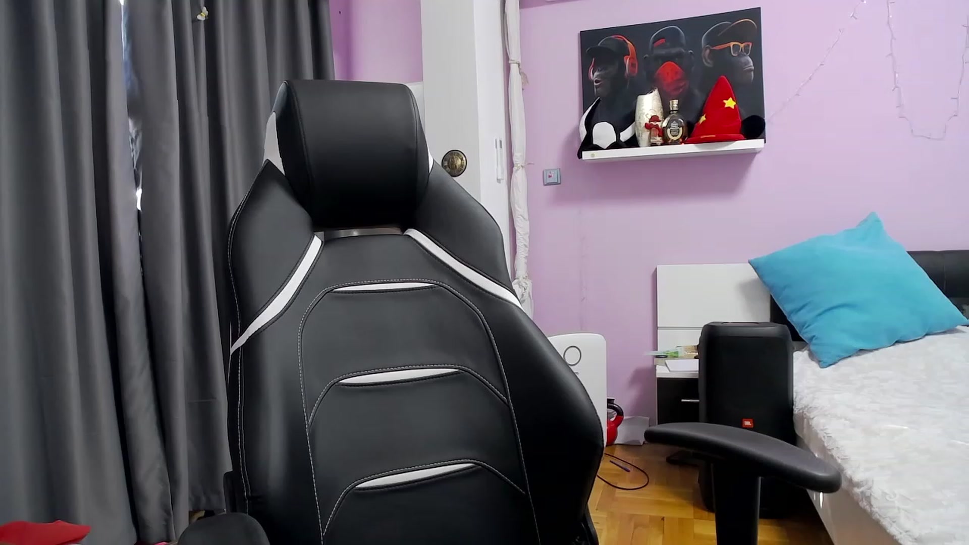 Gallery image thumbnail from CUTE_ONES's myfreecams stream on, 11/26/2022, 12:09 image 19 of 20
