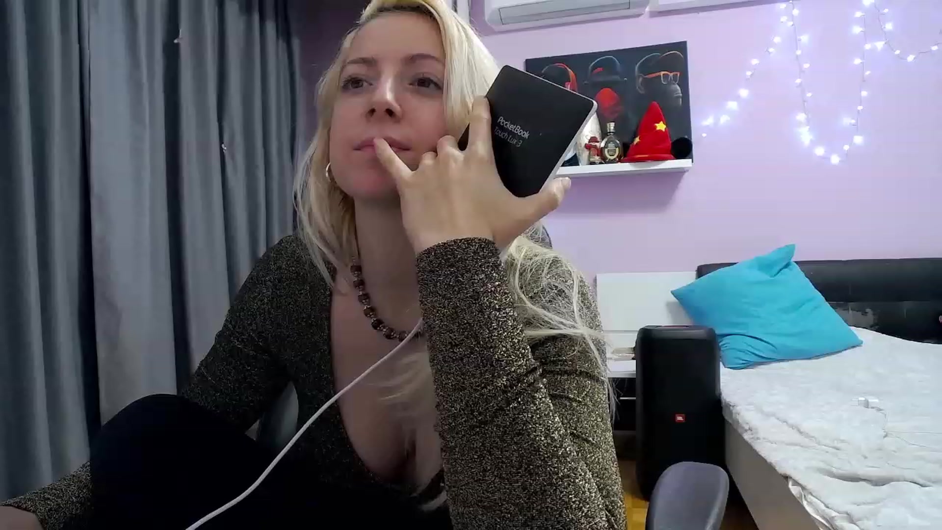 Gallery image thumbnail from CUTE_ONES's myfreecams stream on, 11/26/2022, 14:58 image 13 of 20