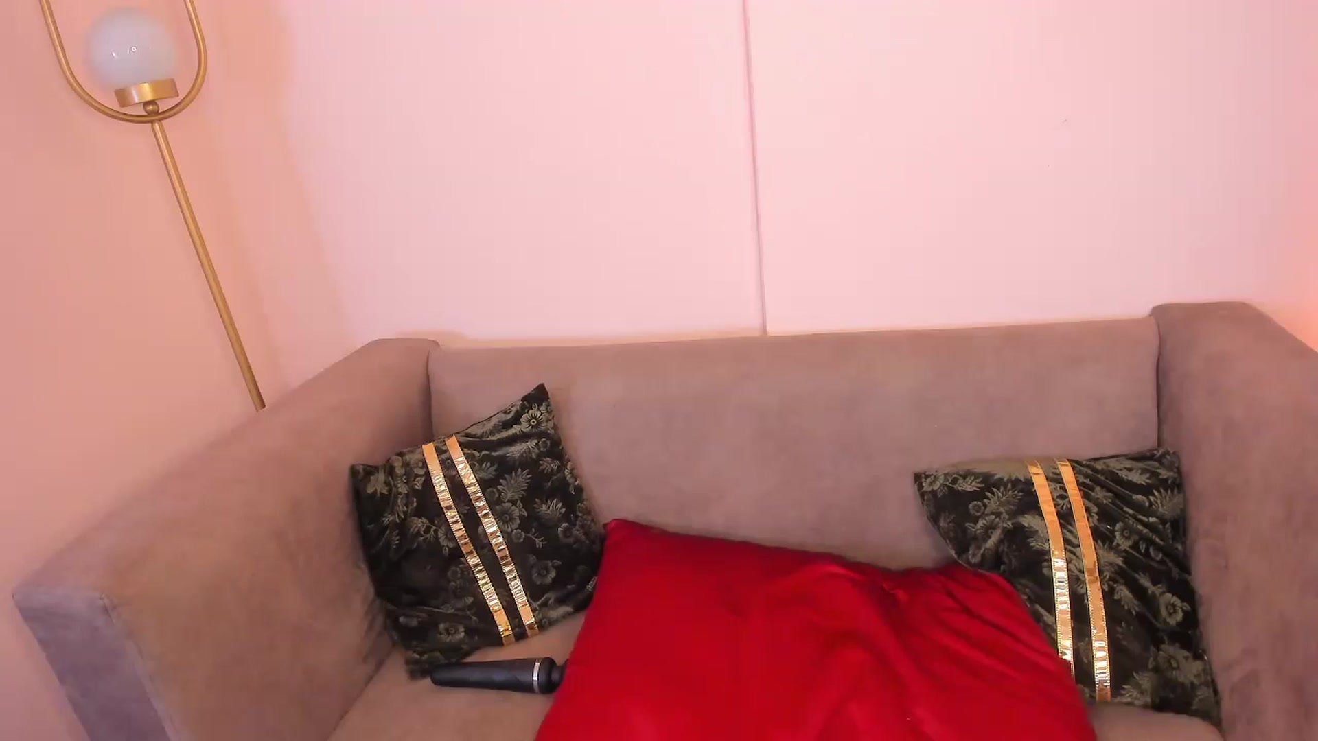 Gallery image thumbnail from C__a__n__d__y's myfreecams stream on, 03/16/2024, 09:03 image 19 of 20