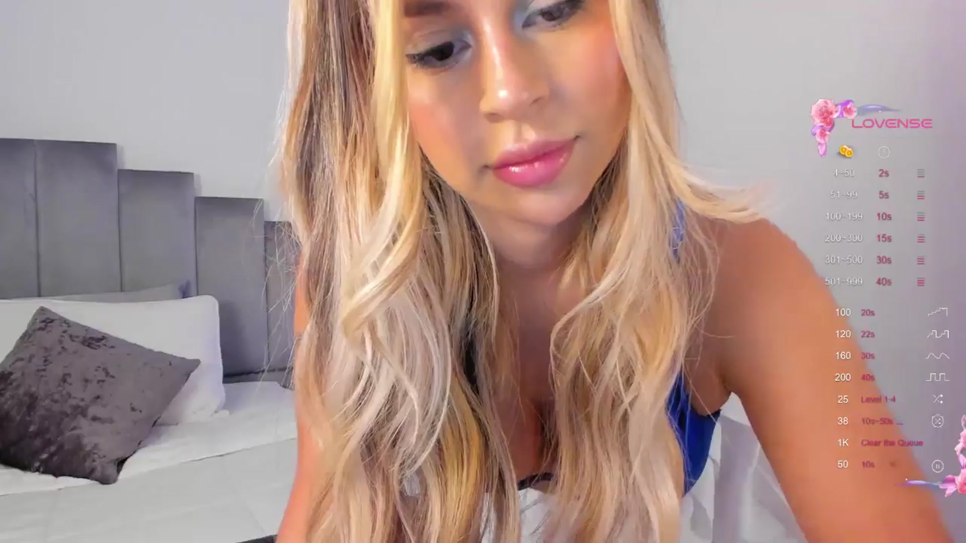 Gallery image thumbnail from C_a_n_d_y's myfreecams stream on, 07/05/2024, 05:59 image 4 of 20