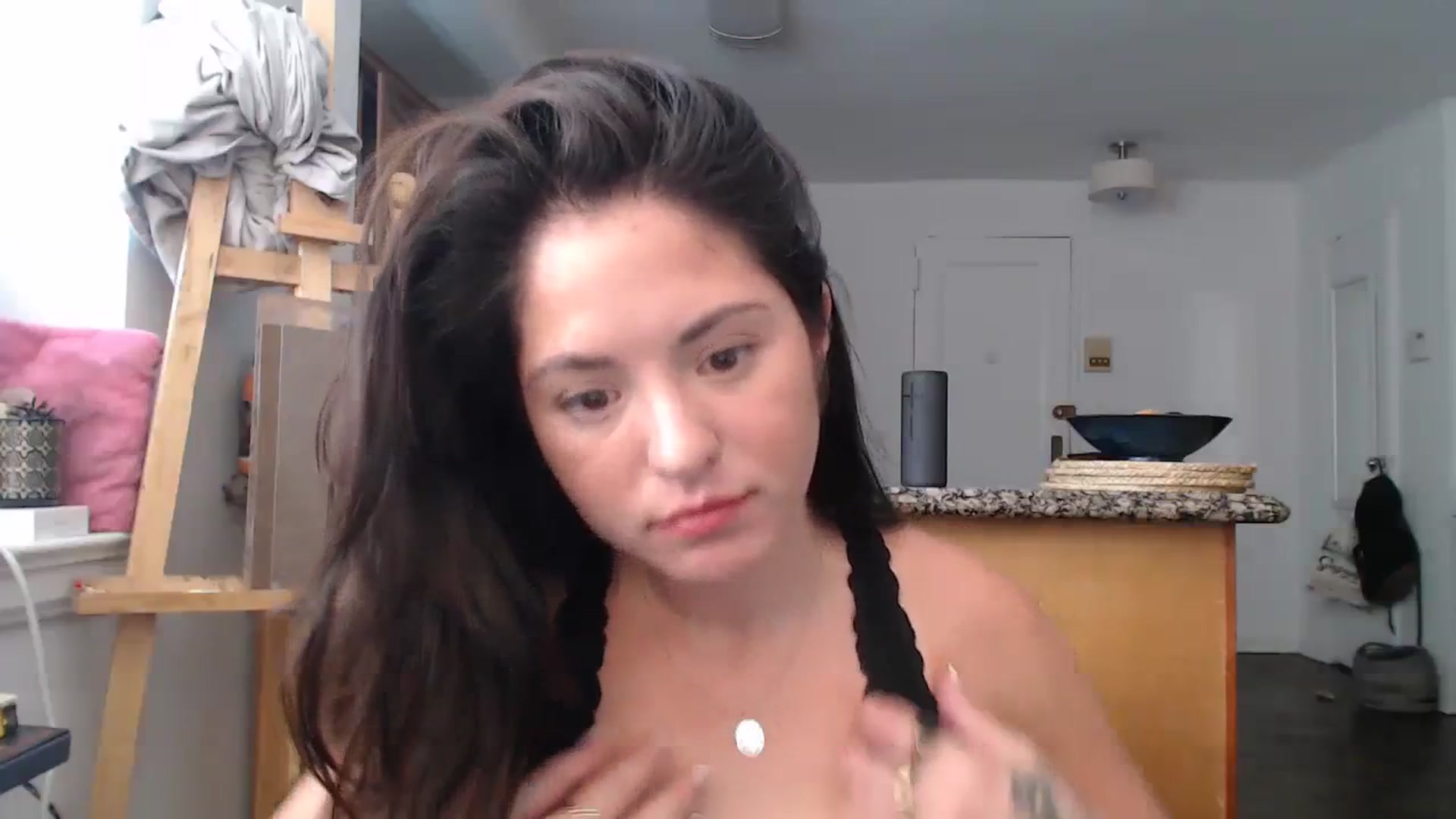 Gallery image thumbnail from CaItlinnn_'s myfreecams stream on, 08/22/2023, 17:21 image 8 of 20